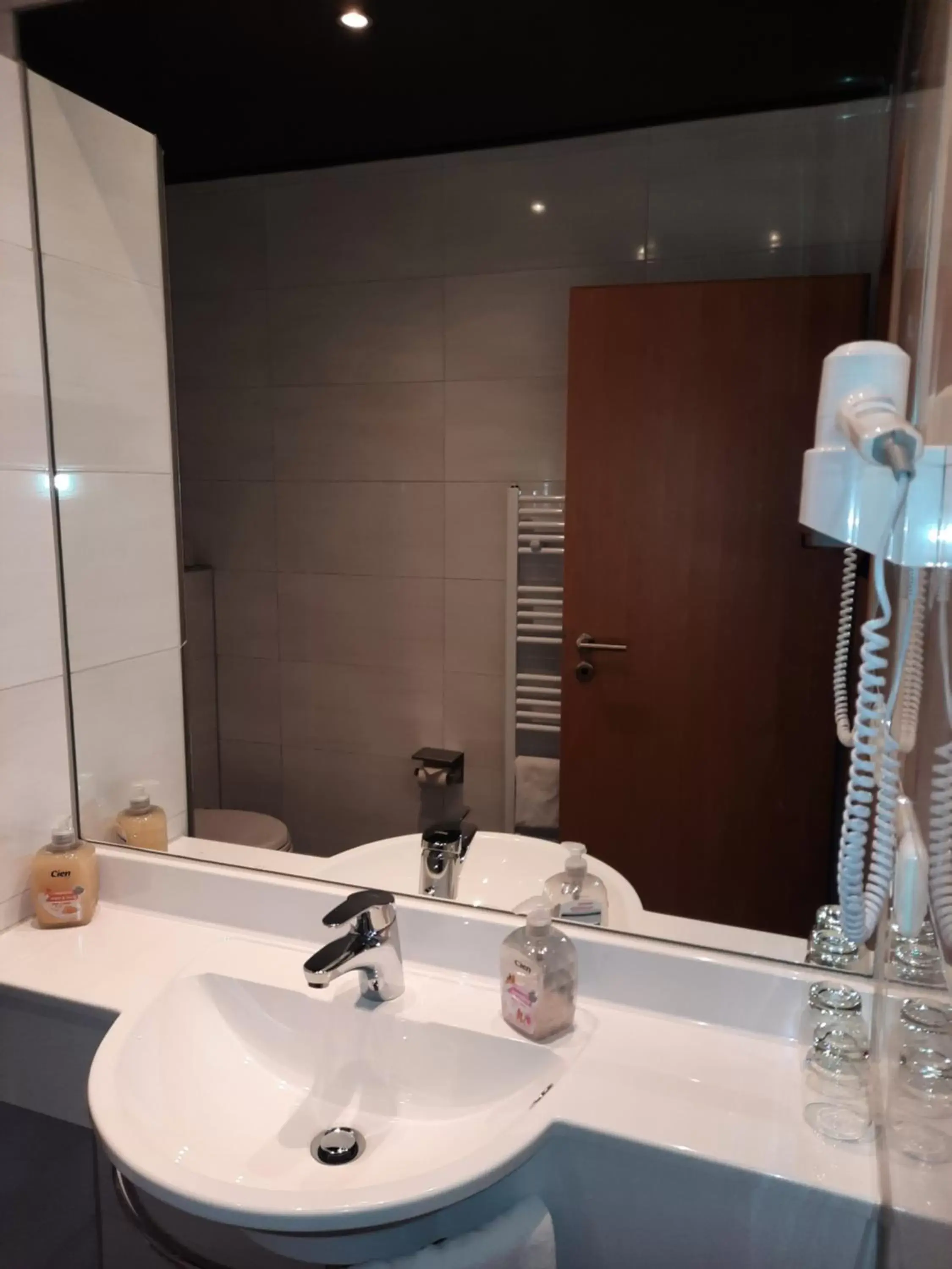 Business Single Room in Hotel-Gasthof Talblick Business Single Room in Hotel-Gasthof Talblick