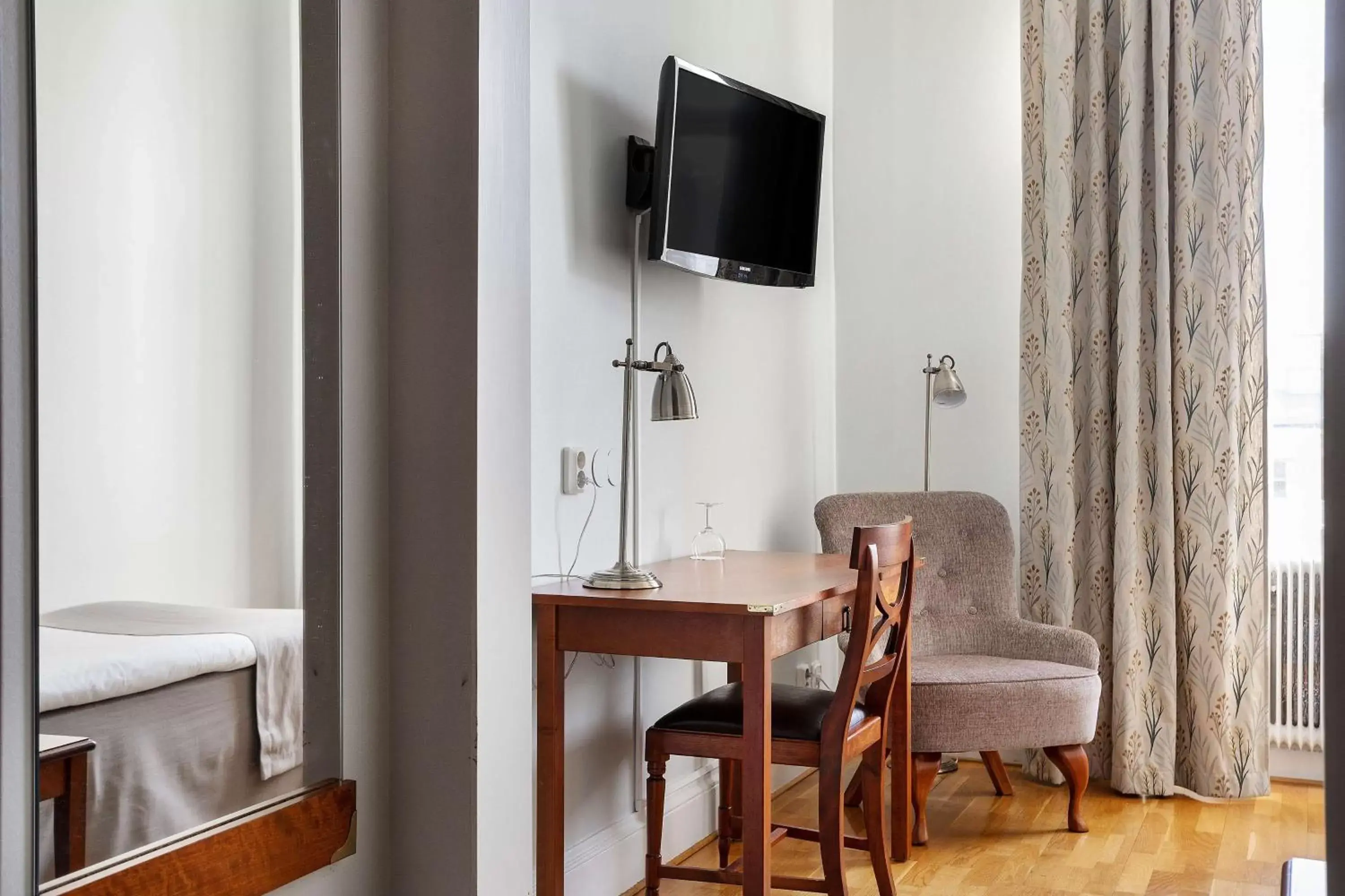 Small Standard Single Room in Amals Stadshotell, BW Signature Collection Small Standard Single Room in Amals Stadshotell, BW Signature Collection