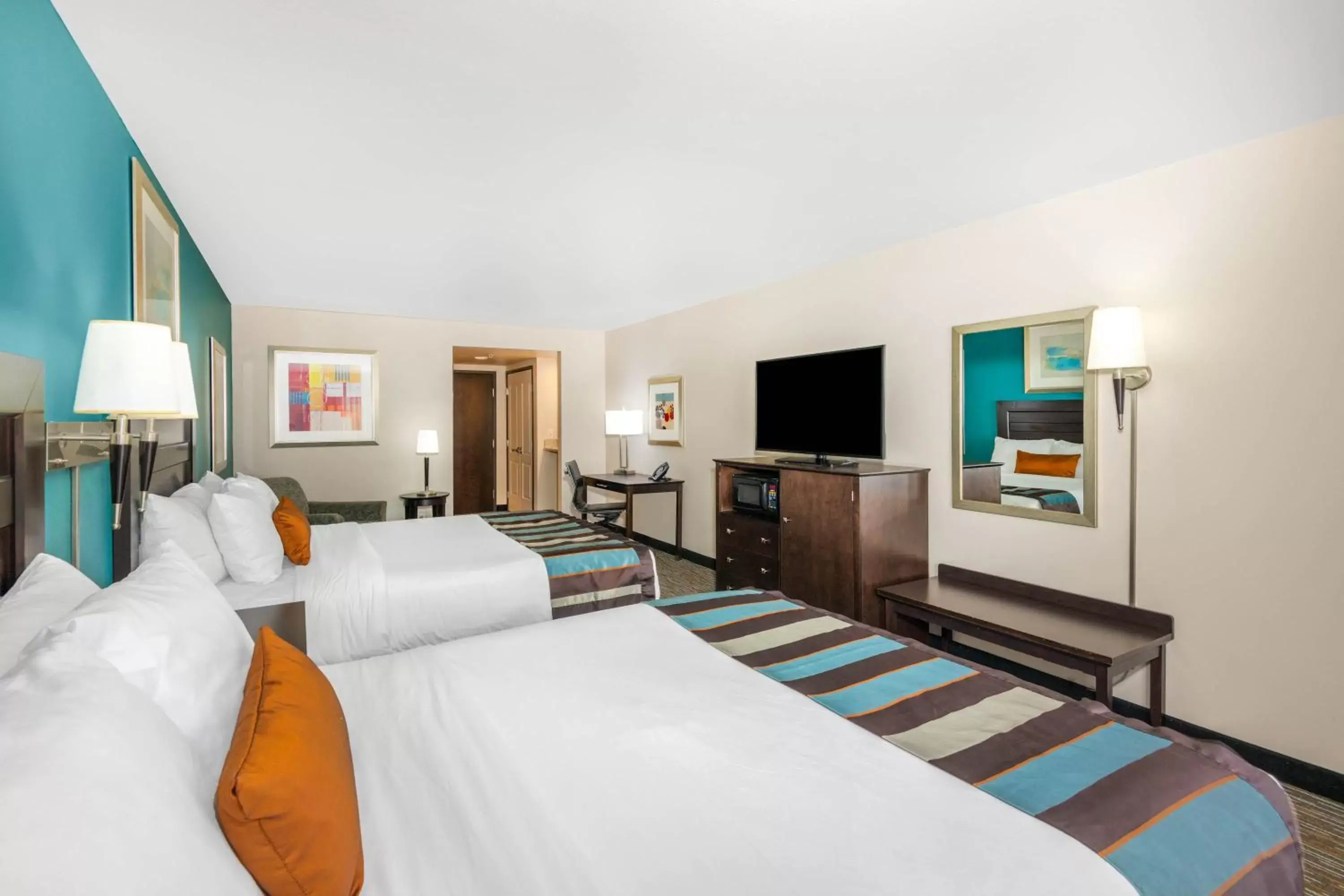 Deluxe Queen Room with Two Queen Beds - Disability Access - Non-Smoking in Wingate by Wyndham - St. George Deluxe Queen Room with Two Queen Beds - Disability Access - Non-Smoking in Wingate by Wyndham - St. George