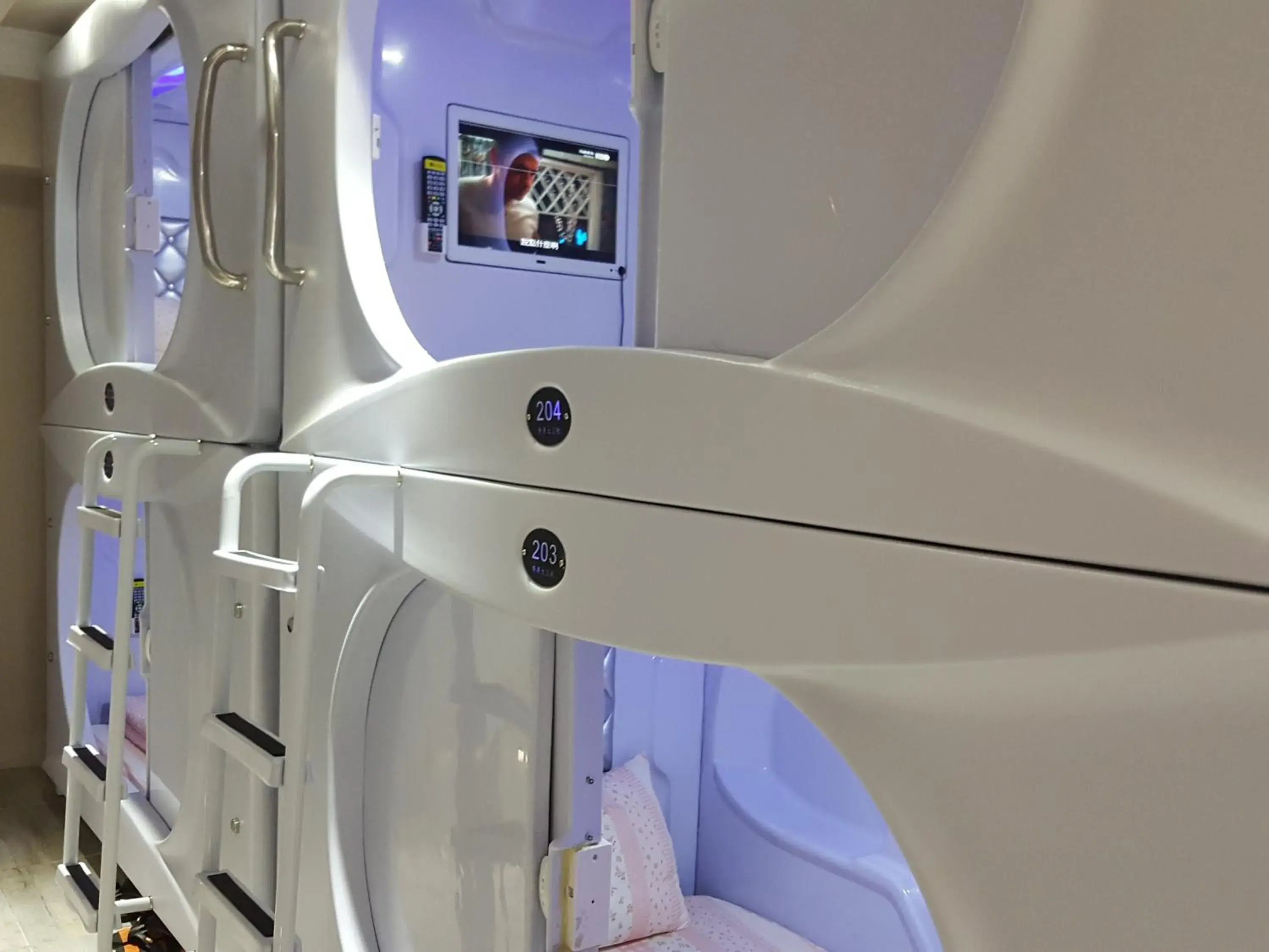 橙舍太空艙 TW Capsule Hostel 橙舍太空艙 TW Capsule Hostel