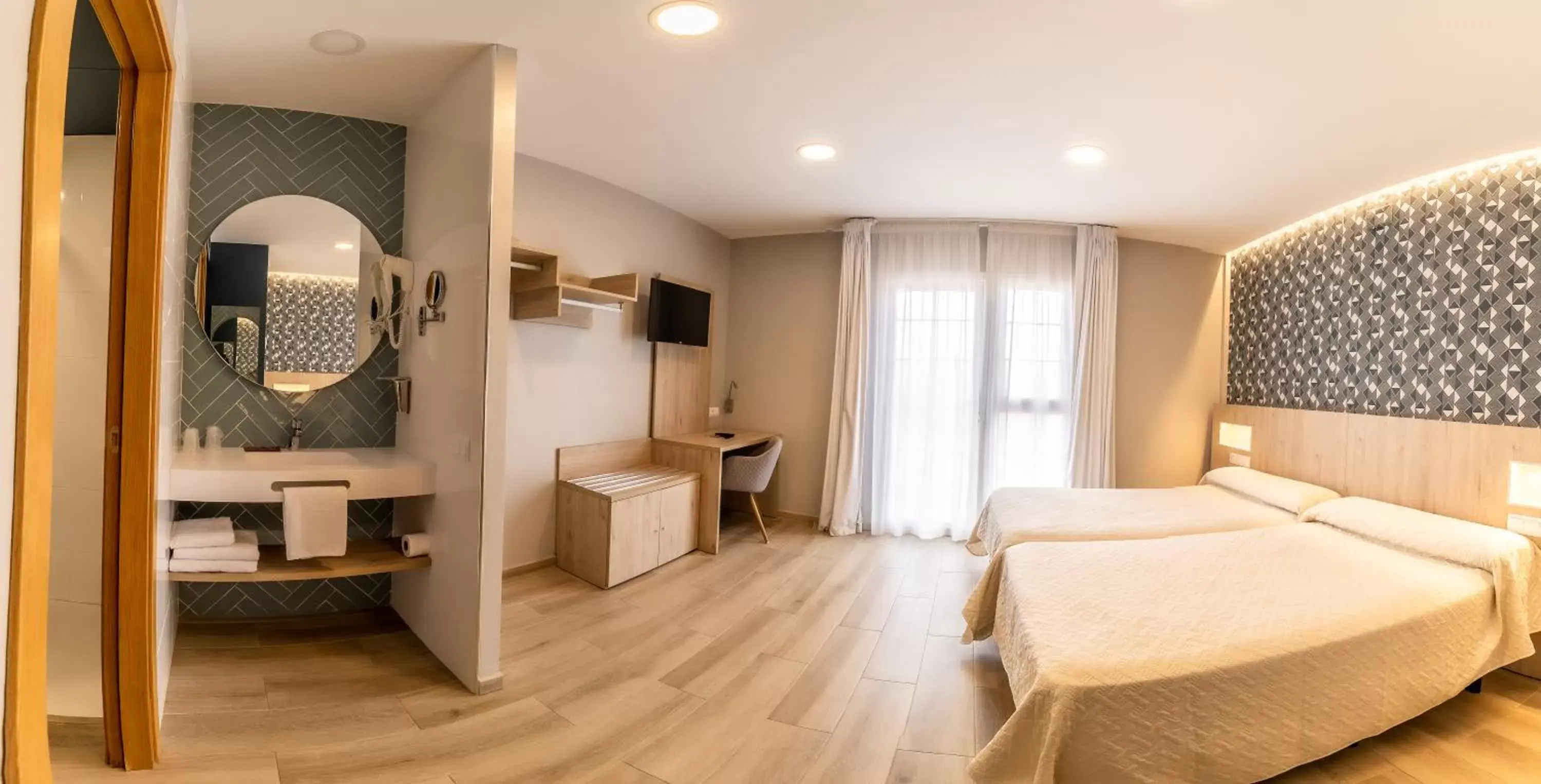 Superior Double Room in Hotelet elRetiro Superior Double Room in Hotelet elRetiro