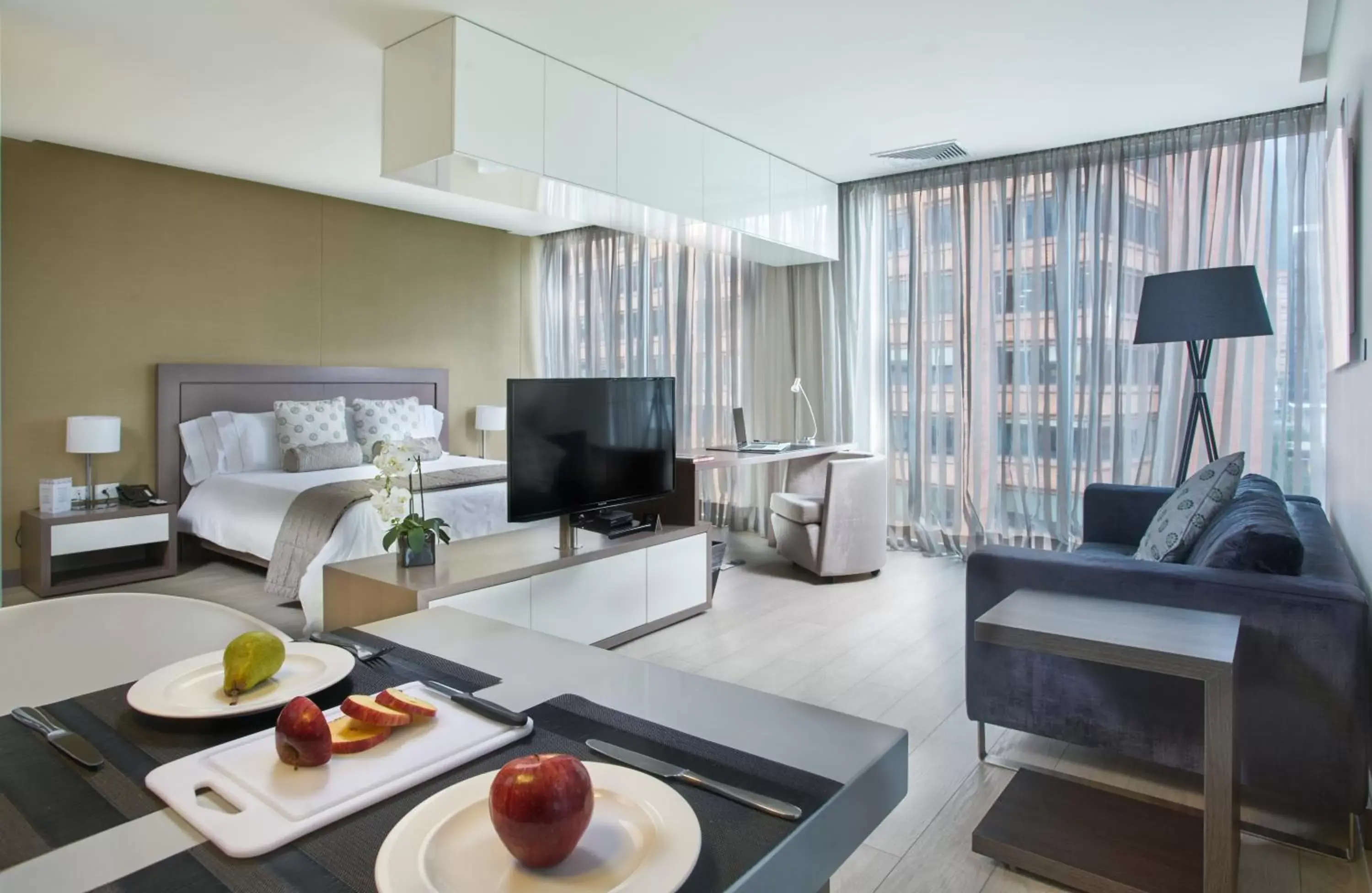 Hotel 100 Luxury Suites by Preferred Hotel 100 Luxury Suites by Preferred