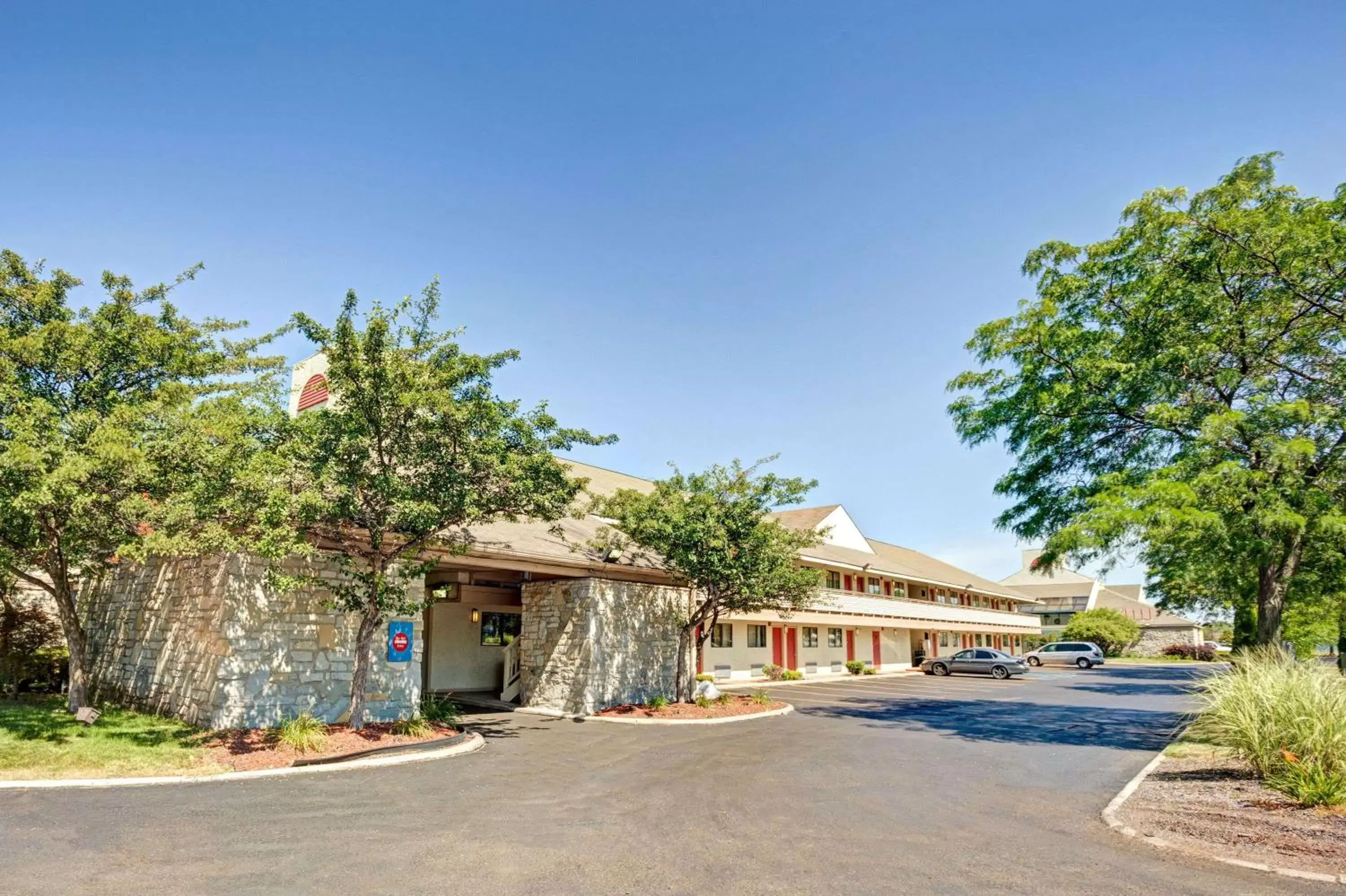 Days Inn & Suites by Wyndham Monroe Days Inn & Suites by Wyndham Monroe