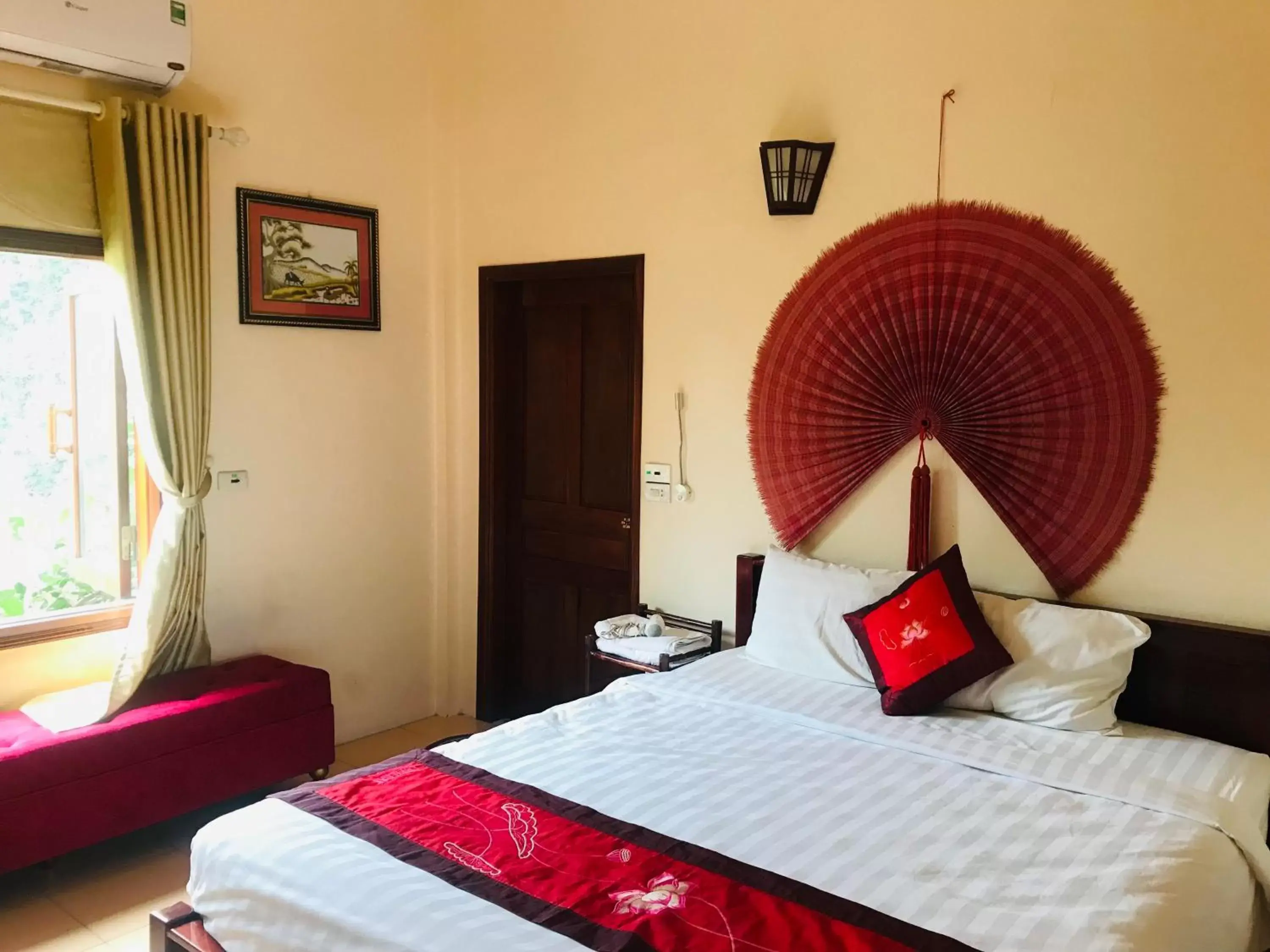 Double Room in Chez Loan Hotel Double Room in Chez Loan Hotel