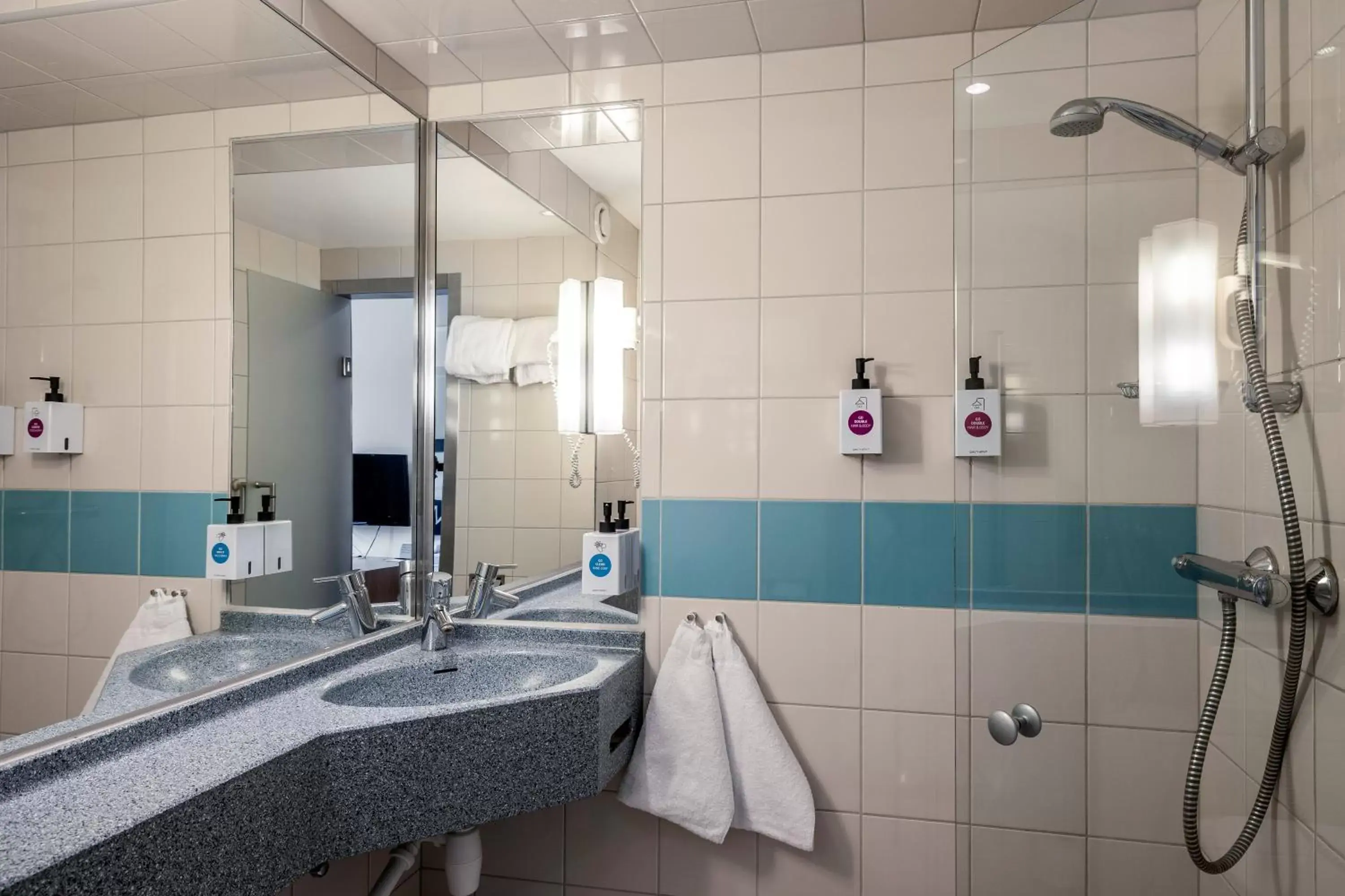 Twin Room in Quality Hotel Maritim Twin Room in Quality Hotel Maritim