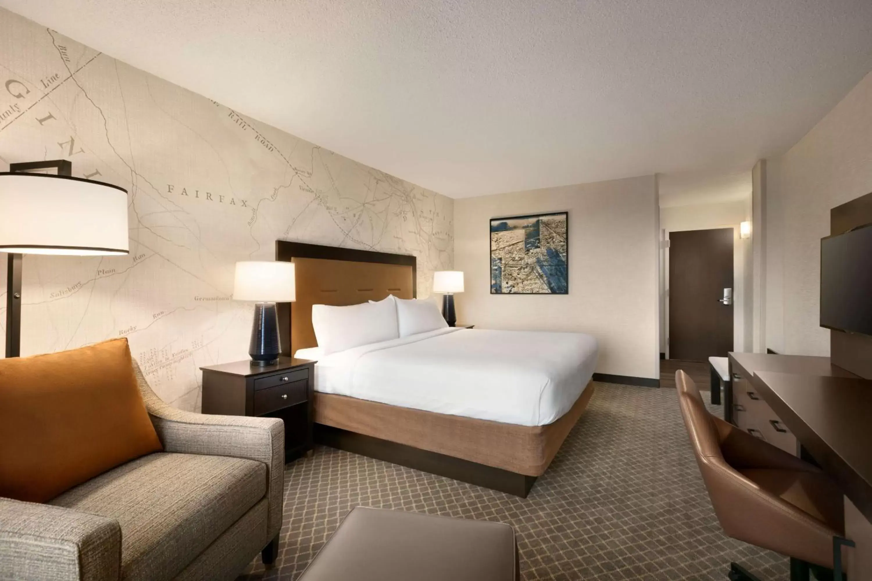 King Room in DoubleTree by Hilton McLean Tysons King Room in DoubleTree by Hilton McLean Tysons