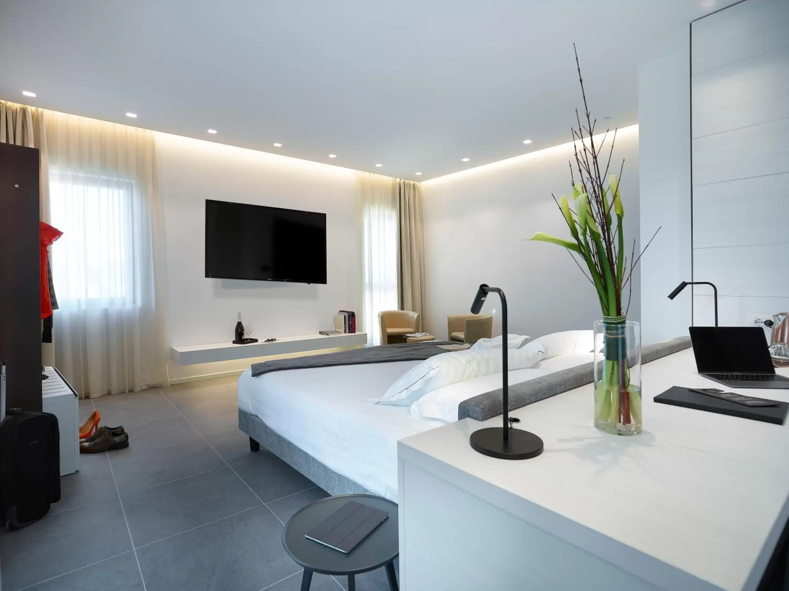 Junior Suite - single occupancy in Boutique Hotel Touring Junior Suite - single occupancy in Boutique Hotel Touring