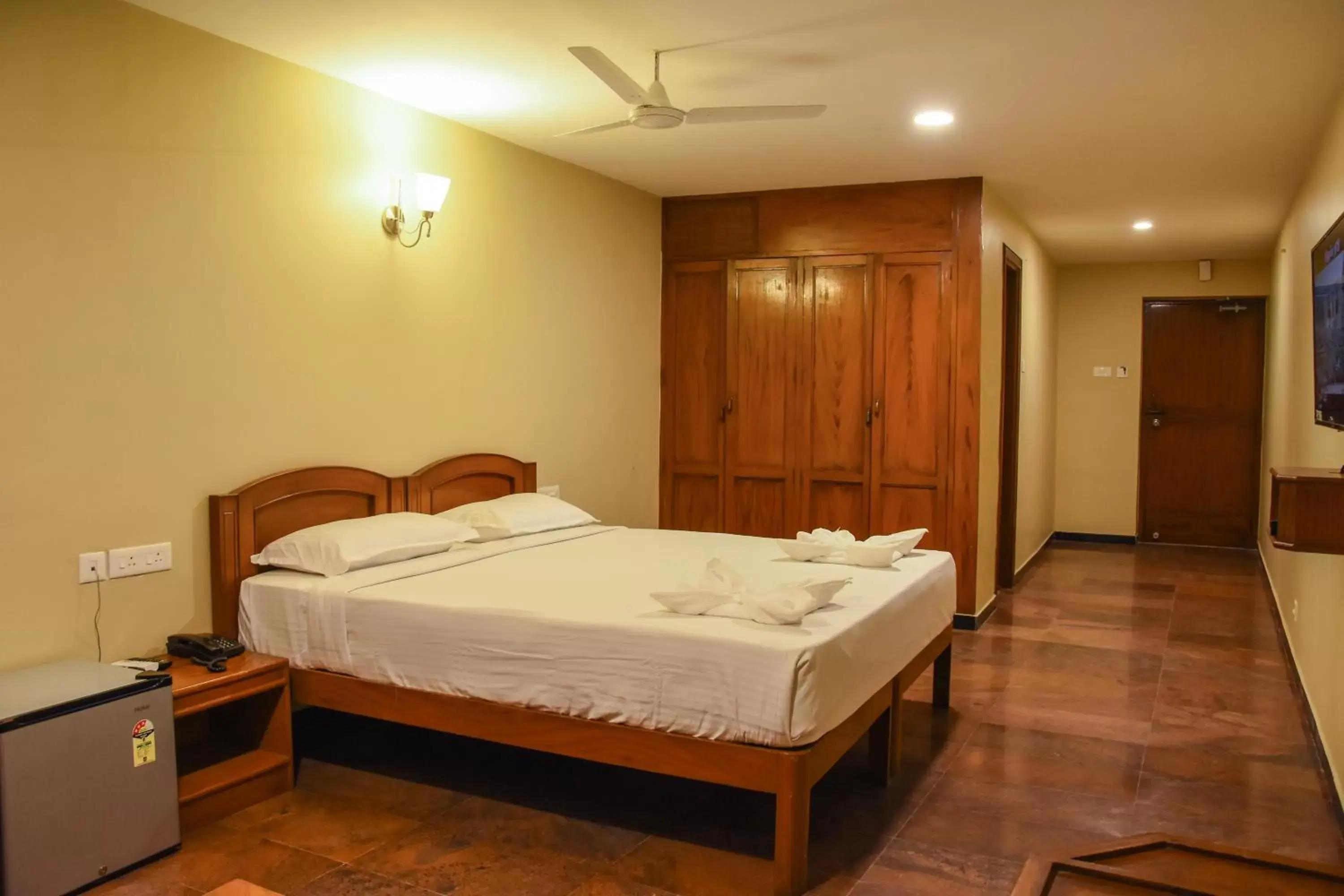 Deluxe Room in Poppys Tower Tiruppur Deluxe Room in Poppys Tower Tiruppur
