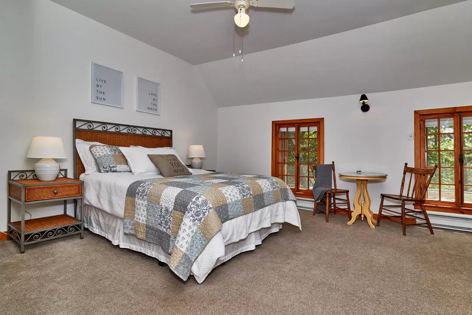 Superior Queen Room in Auberge de la Tour et Spa Superior Queen Room in Auberge de la Tour et Spa