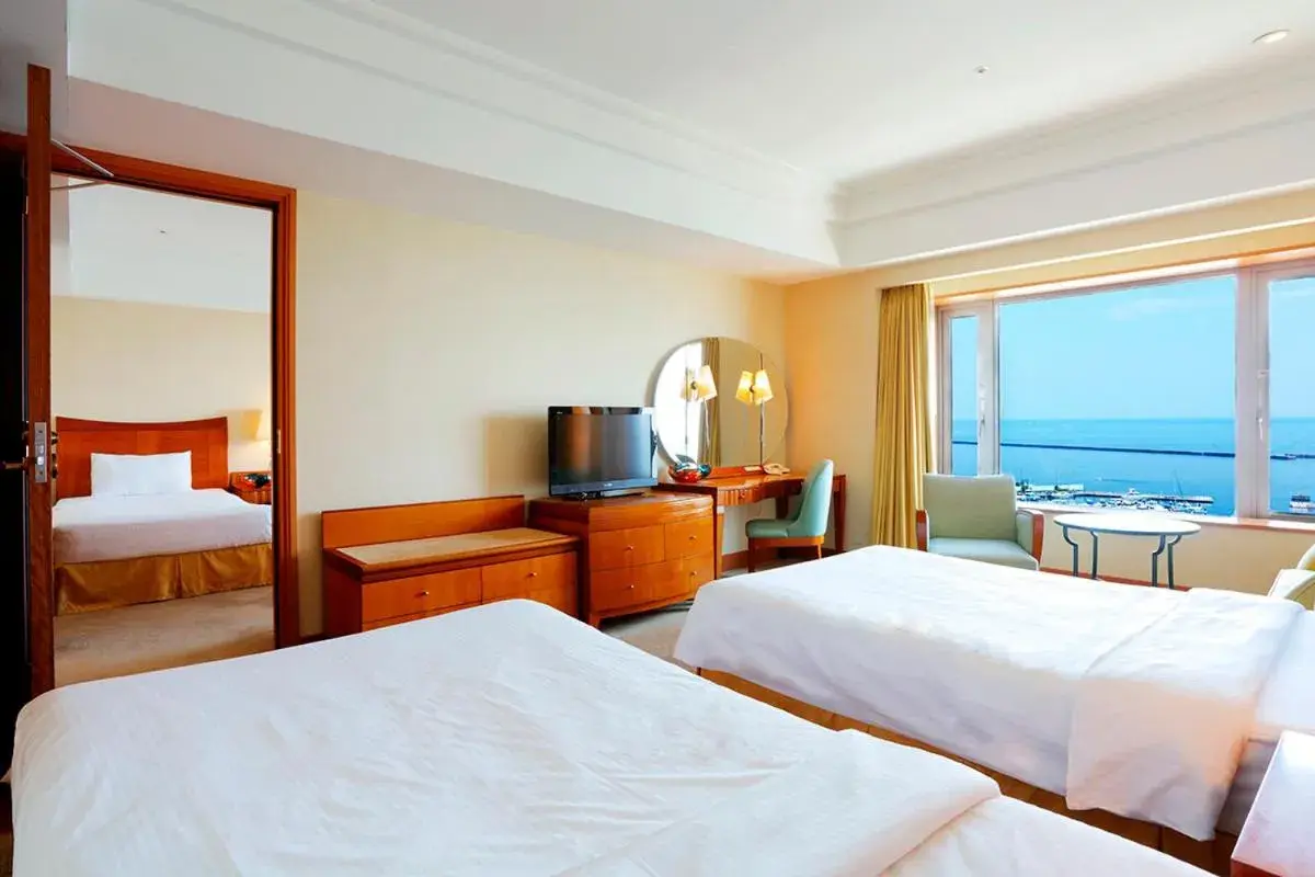 Connecting Twin Rooms with Ocean View - Non-Smoking in Grand Park Otaru Connecting Twin Rooms with Ocean View - Non-Smoking in Grand Park Otaru