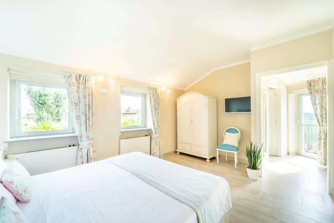 Superior Suite in Borgo Vecchio Locanda di Charme Superior Suite in Borgo Vecchio Locanda di Charme