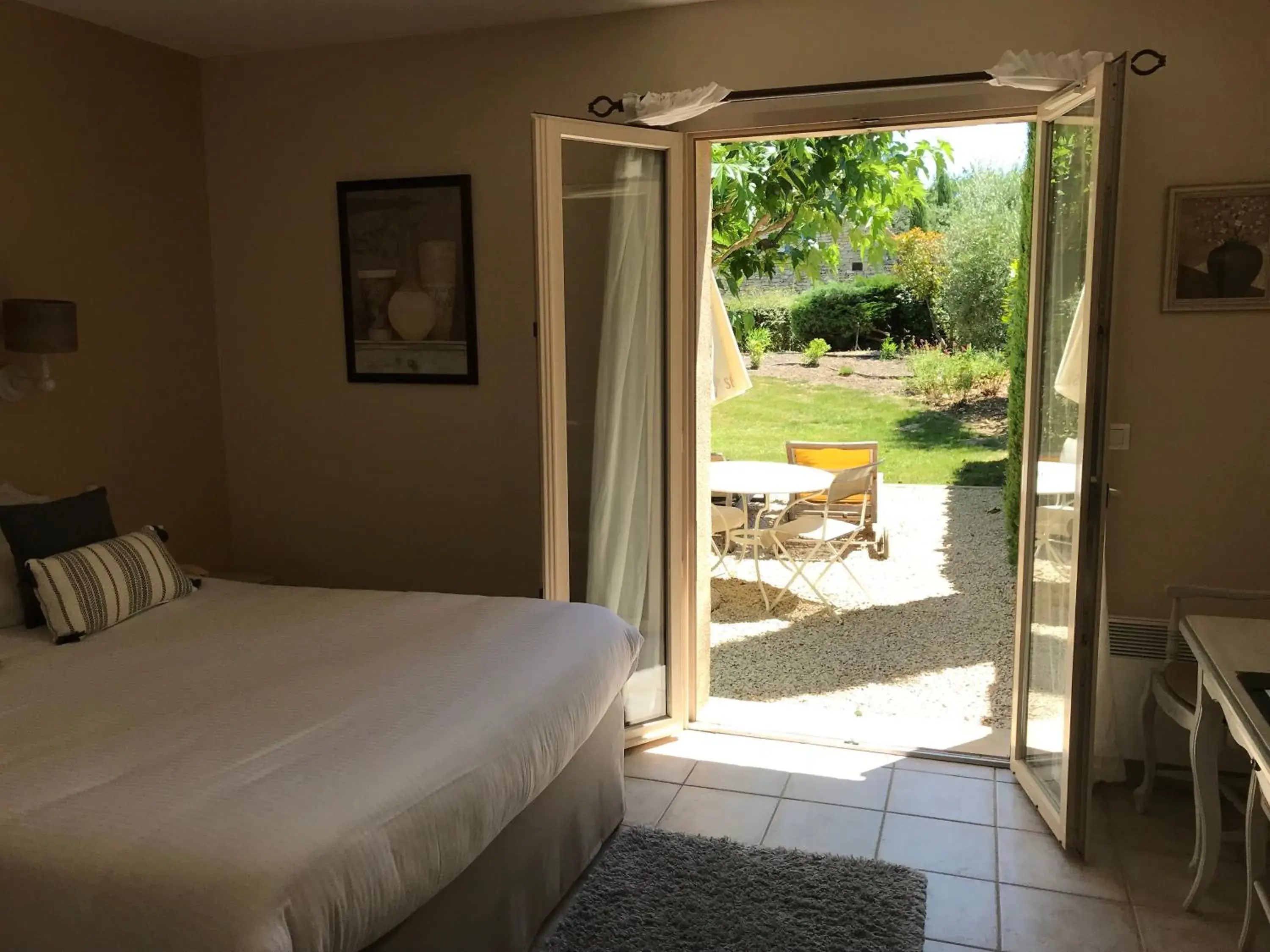 Double Room with Terrace in Mas De La Senancole Double Room with Terrace in Mas De La Senancole