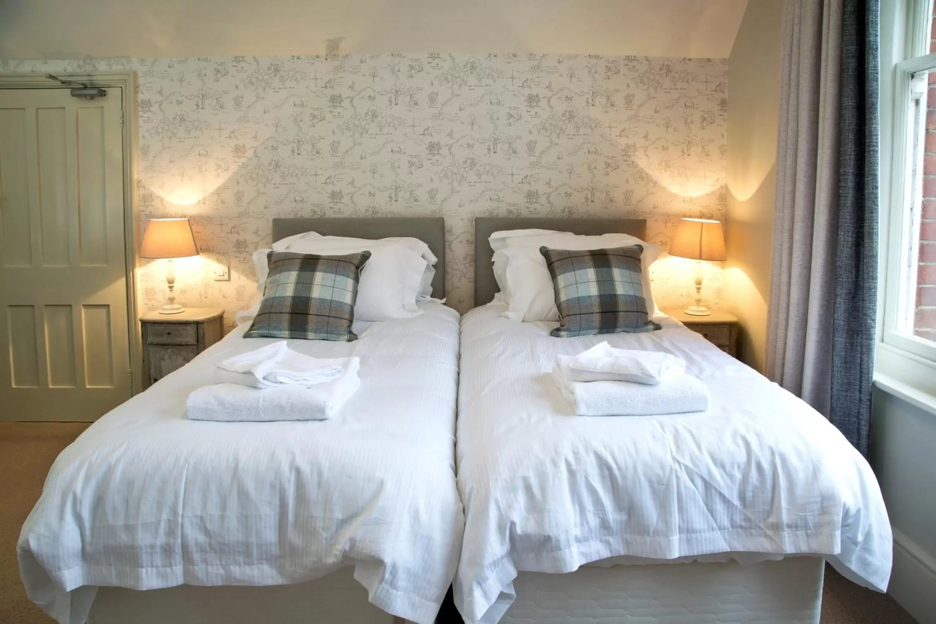 Twin Room in Anchor Inn Twin Room in Anchor Inn