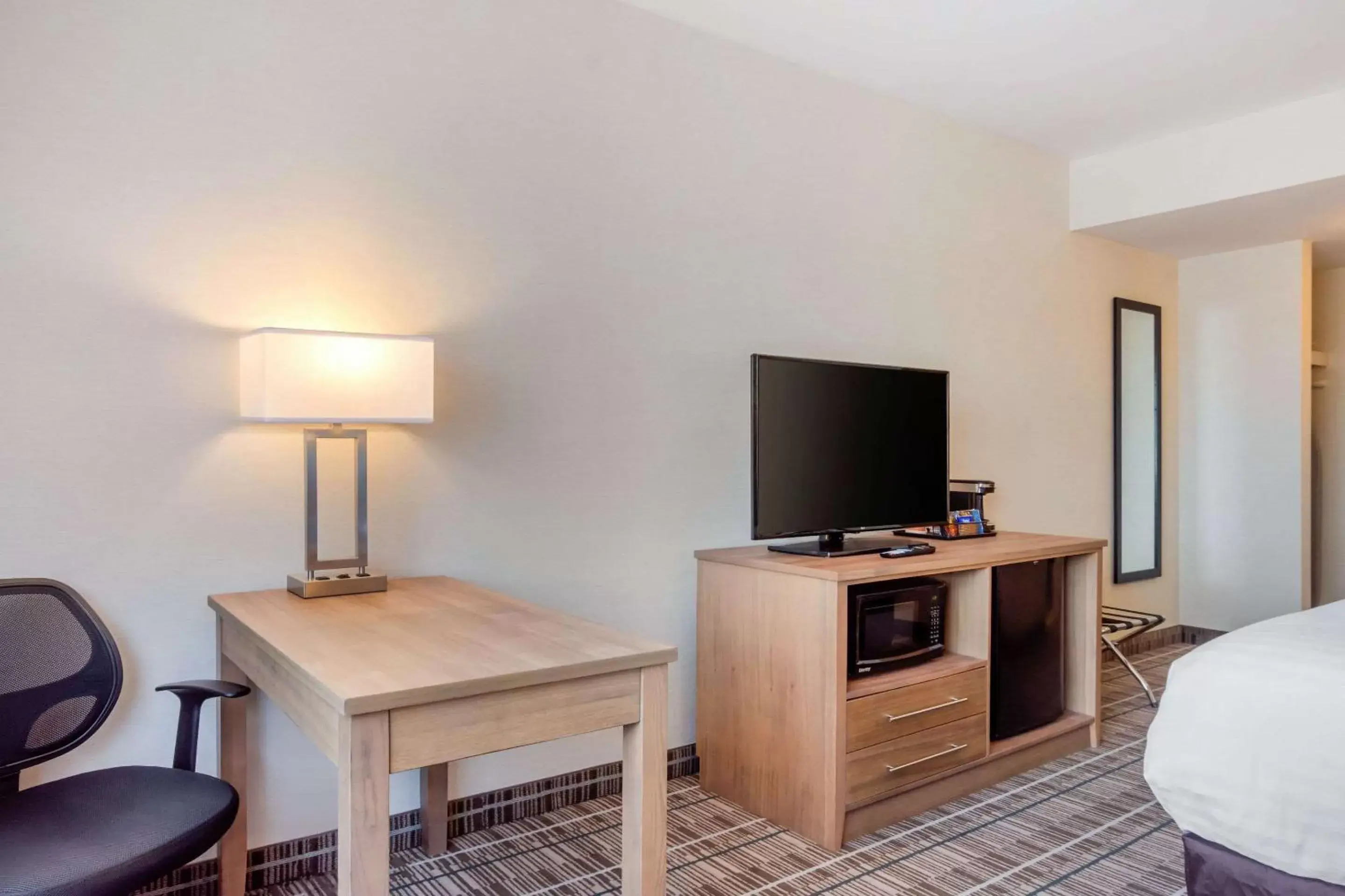 King Room - Non-Smoking in Quality Hotel King Room - Non-Smoking in Quality Hotel