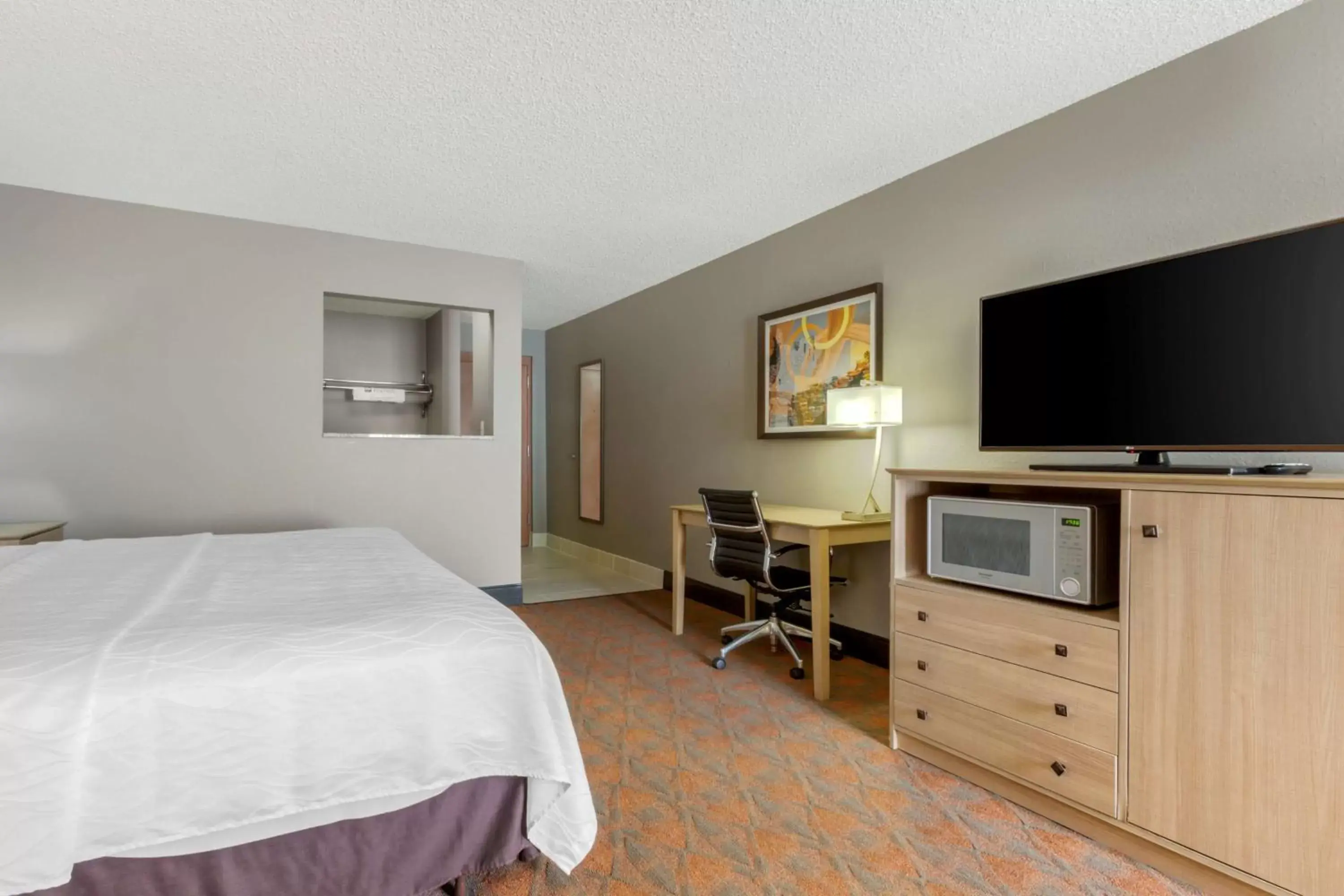 King Room with Walk-in Shower - Disability Access in Best Western Pecos Inn King Room with Walk-in Shower - Disability Access in Best Western Pecos Inn