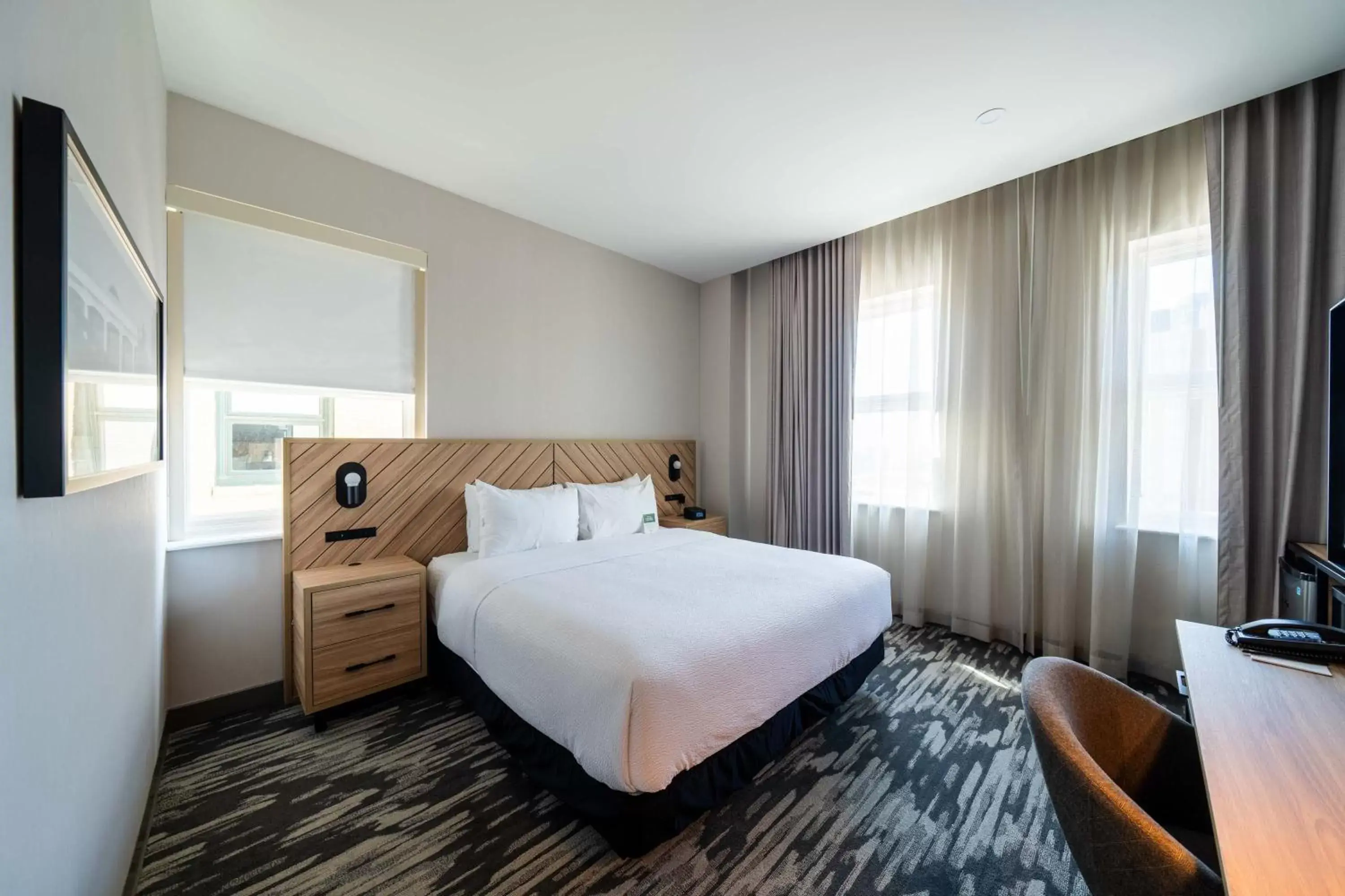 King Room - Disability Access in Sandman Signature Fort Worth Downtown Hotel King Room - Disability Access in Sandman Signature Fort Worth Downtown Hotel