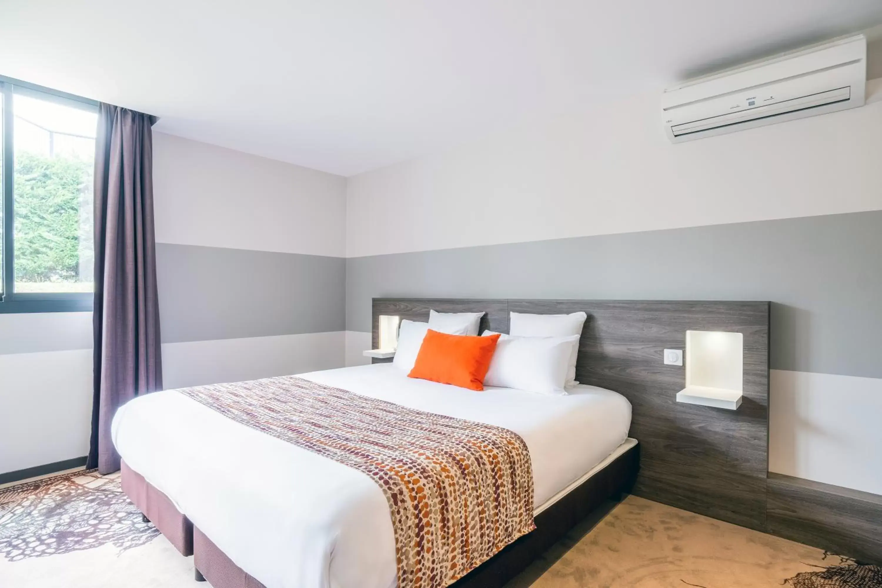 Executive King Room with Sofa Bed - Non-Smoking in Best Western Hôtel Agen Le Passage, Agen Sud Executive King Room with Sofa Bed - Non-Smoking in Best Western Hôtel Agen Le Passage, Agen Sud