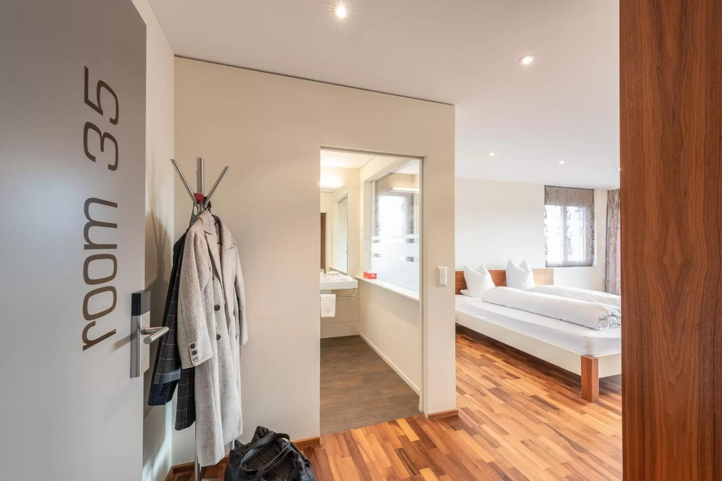 Double Room Comfort - single occupancy in Hotel Rössli Double Room Comfort - single occupancy in Hotel Rössli