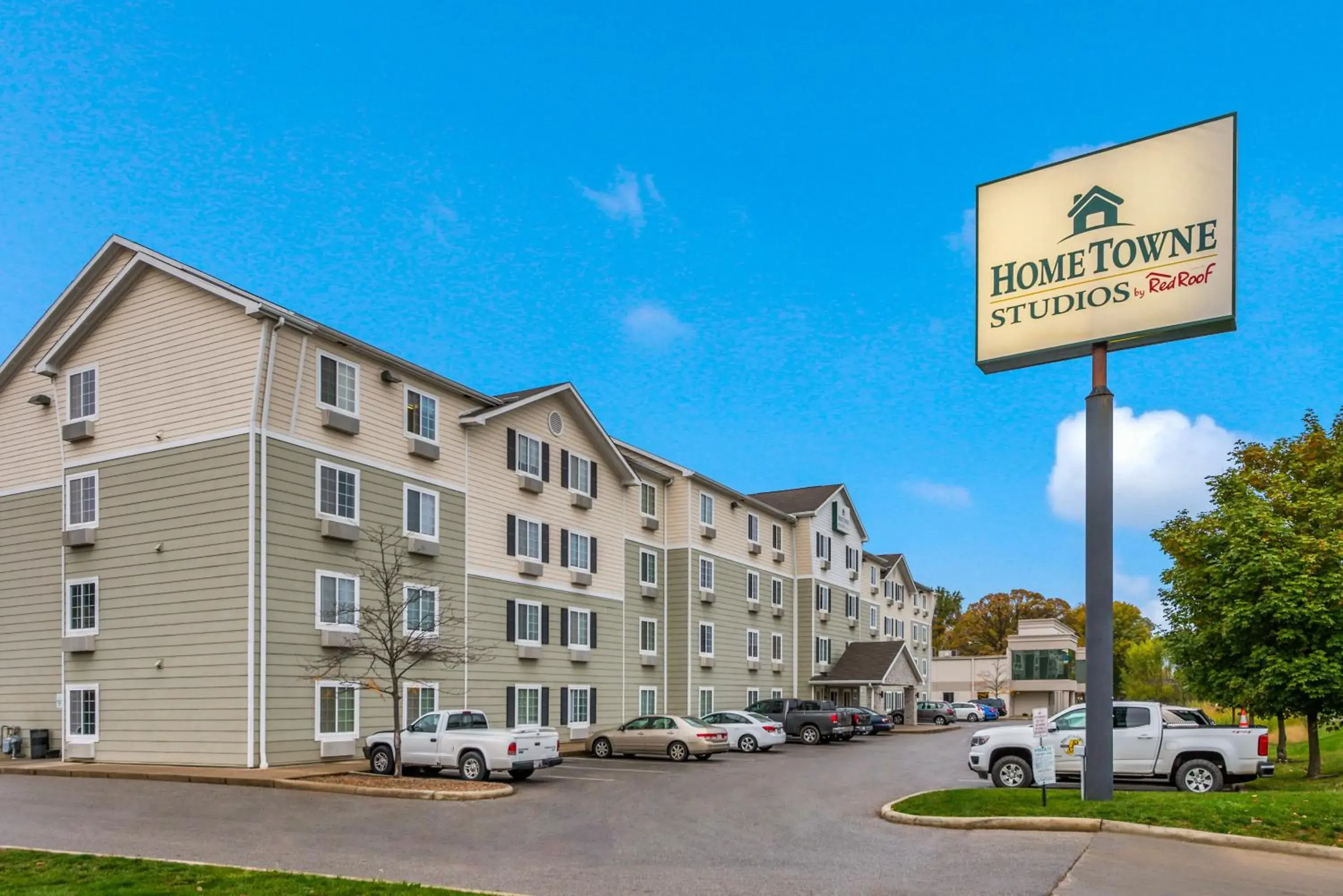 HomeTowne Studios by Red Roof Columbus HomeTowne Studios by Red Roof Columbus