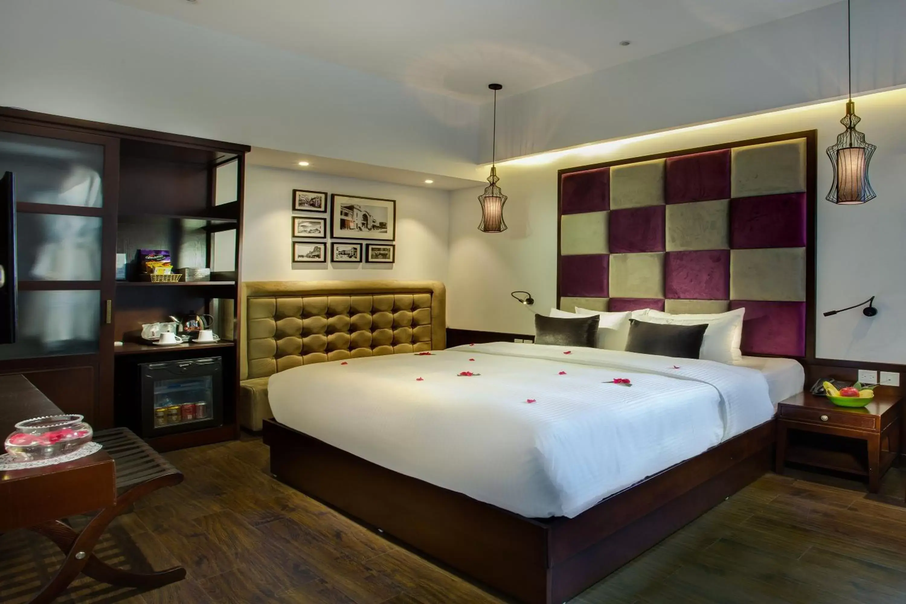 Superior Double or Twin Room in Hanoi Marvellous Hotel & Spa Superior Double or Twin Room in Hanoi Marvellous Hotel & Spa
