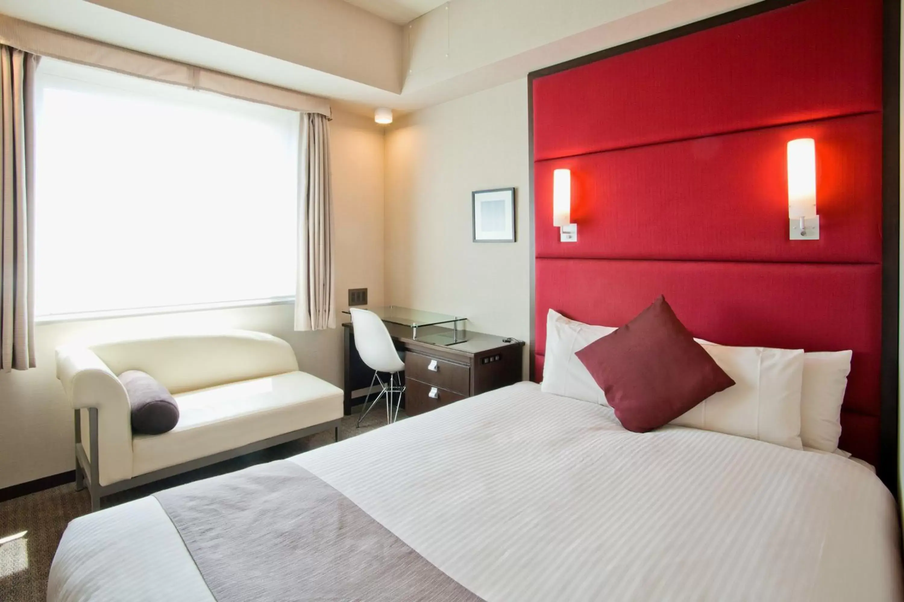 Deluxe Double Room in Citadines Central Shinjuku Tokyo Deluxe Double Room in Citadines Central Shinjuku Tokyo