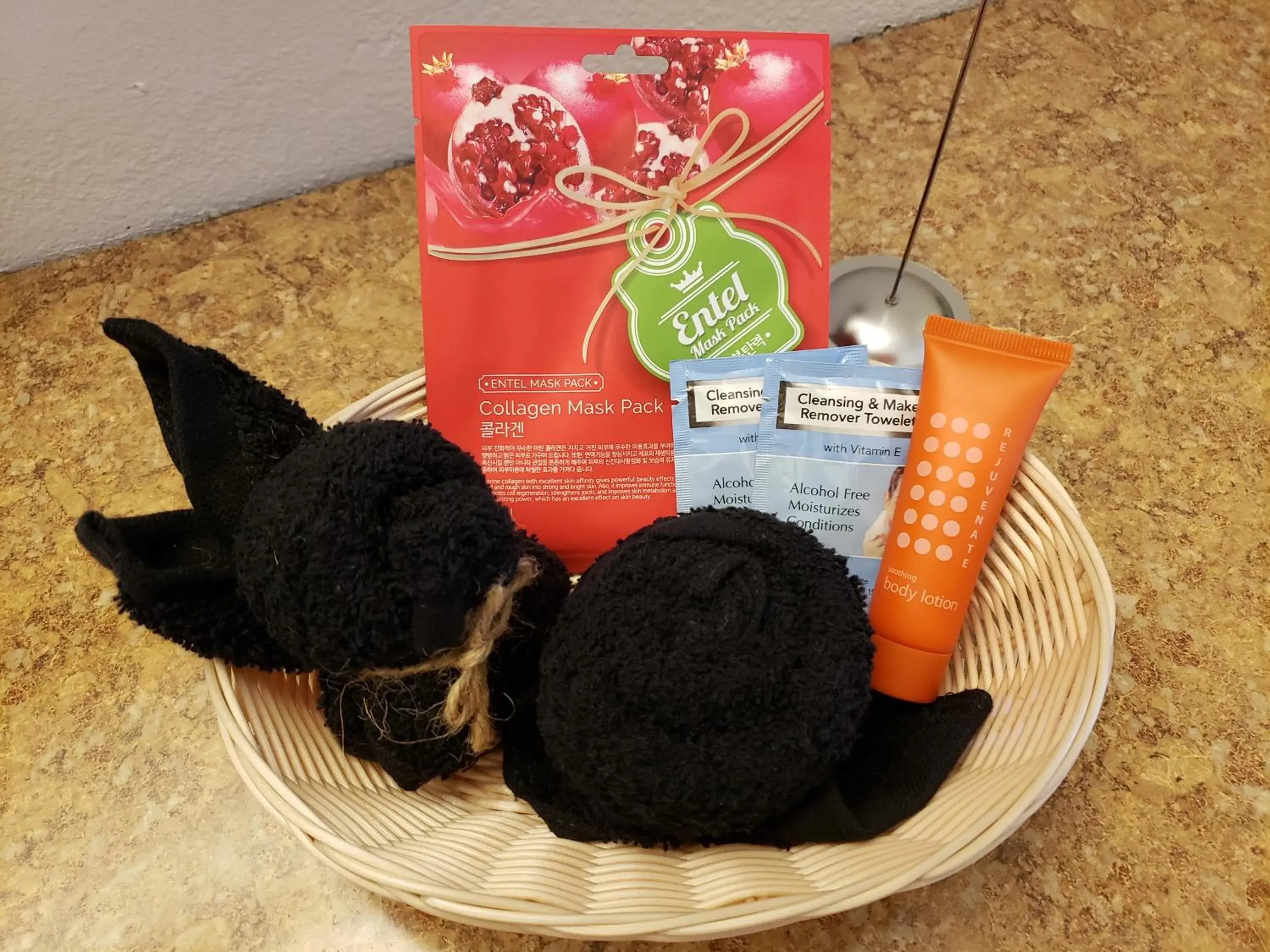 Queen Room in Baby Quail Inn Queen Room in Baby Quail Inn