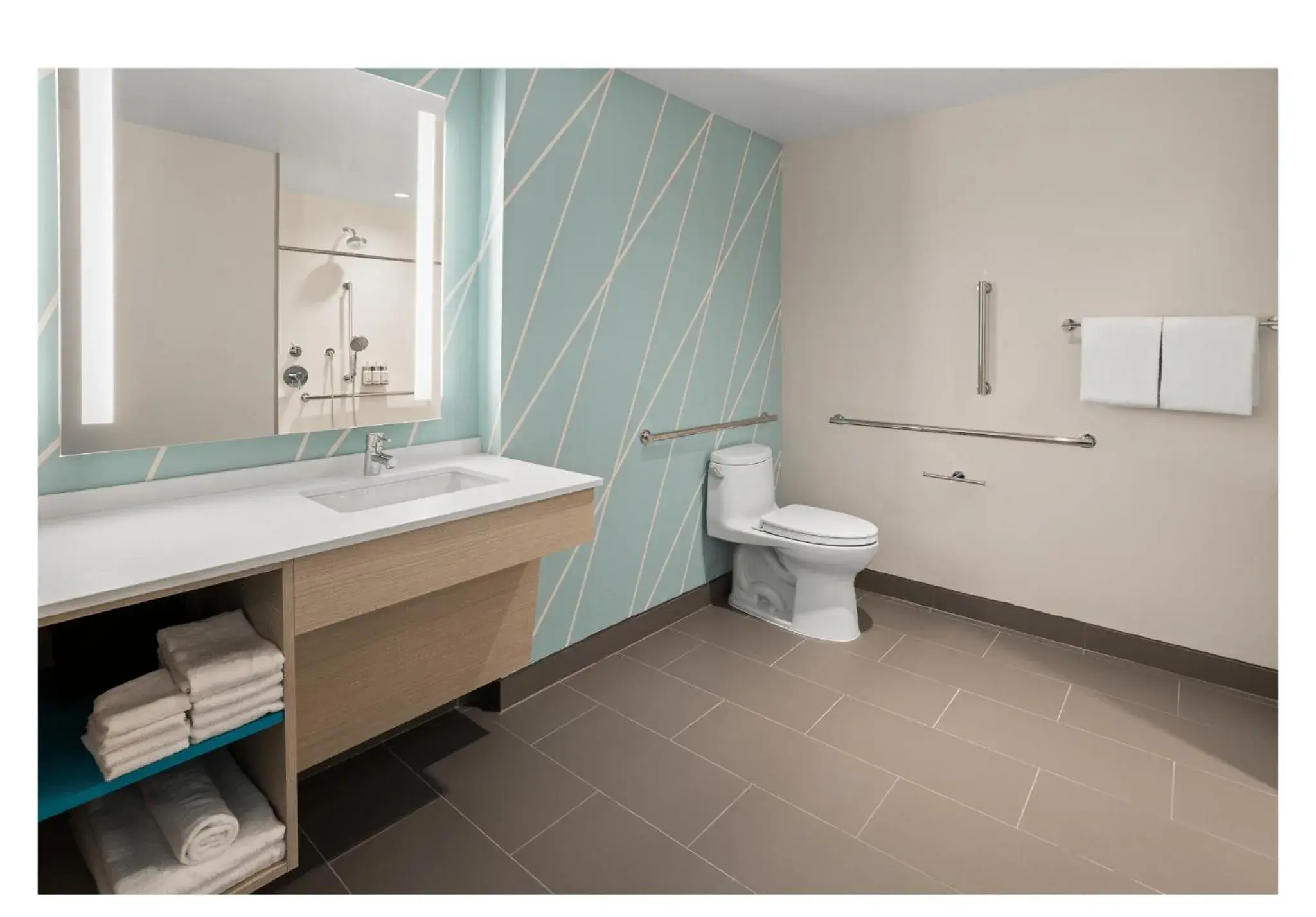 King Room with Communications and Mobility Accessible Roll-In Shower in avid hotels - Brooklyn Dyker Heights, an IHG Hotel-BRAND NEW King Room with Communications and Mobility Accessible Roll-In Shower in avid hotels - Brooklyn Dyker Heights, an IHG Hotel-BRAND NEW