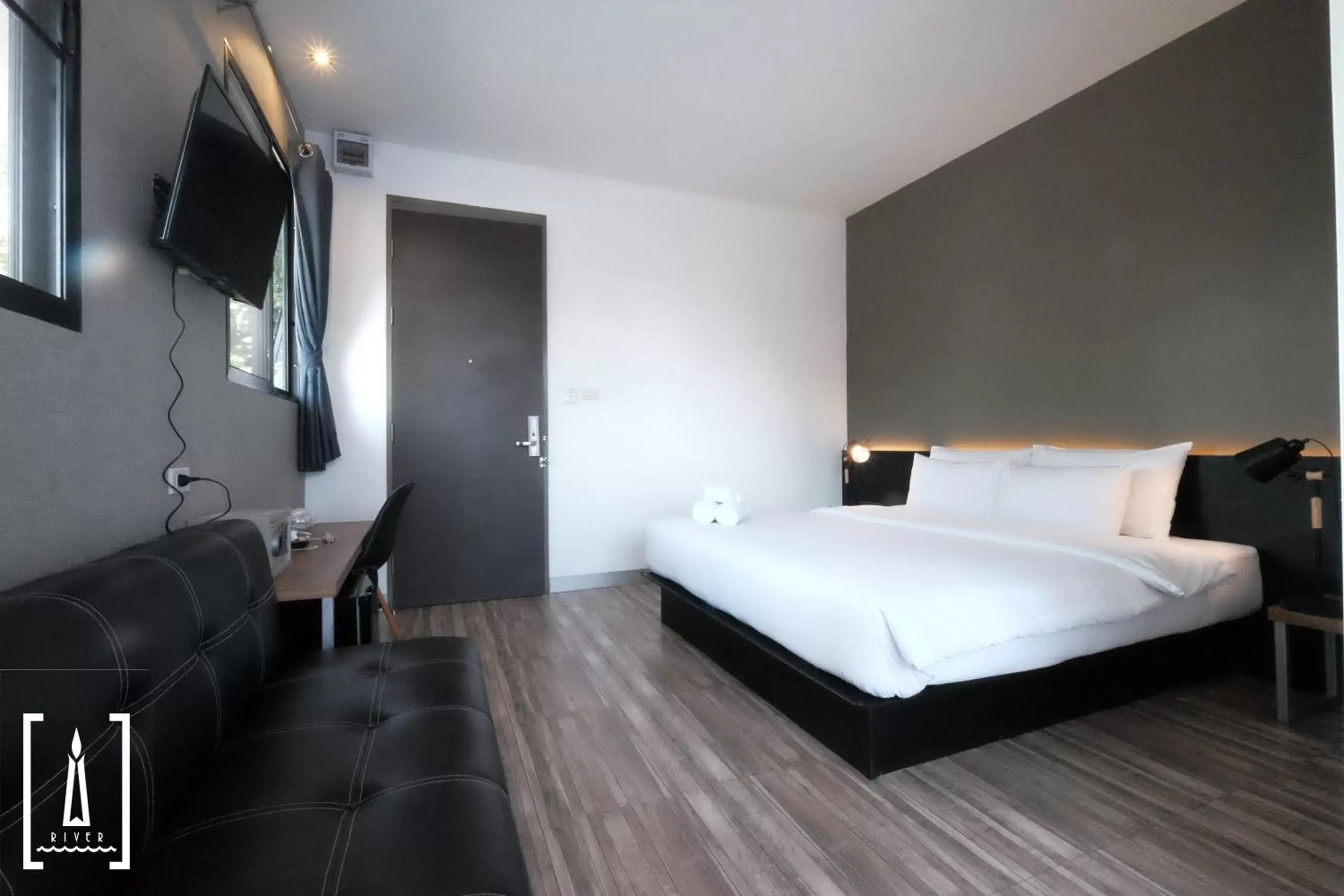 Deluxe Double Room in i-river chiangmai Deluxe Double Room in i-river chiangmai