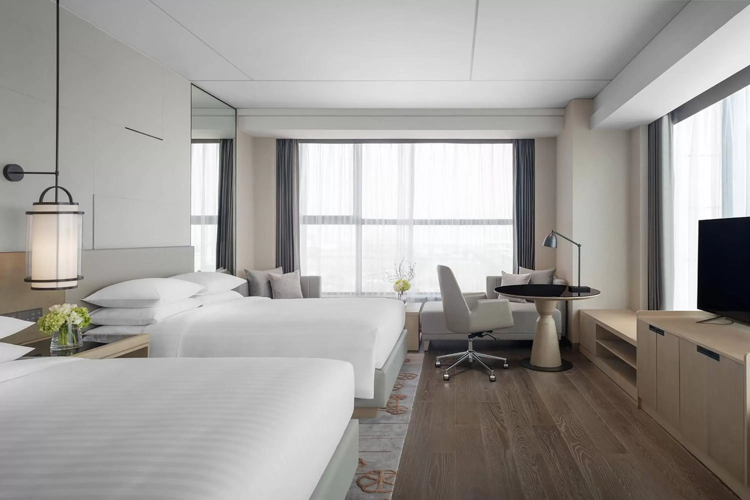 Executive Twin Room in Shanghai Marriott Hotel Kangqiao Executive Twin Room in Shanghai Marriott Hotel Kangqiao