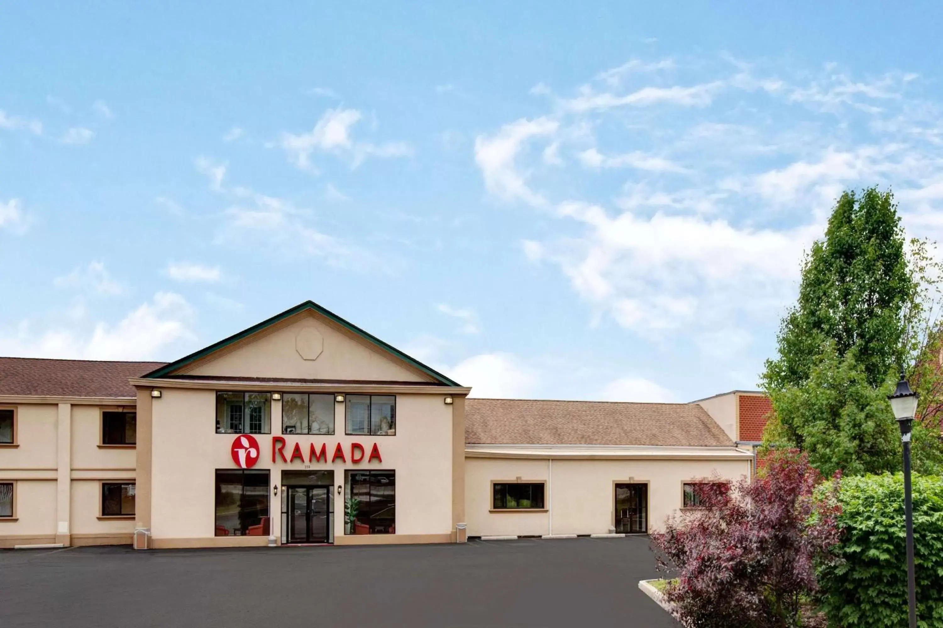 Ramada by Wyndham Flemington Ramada by Wyndham Flemington