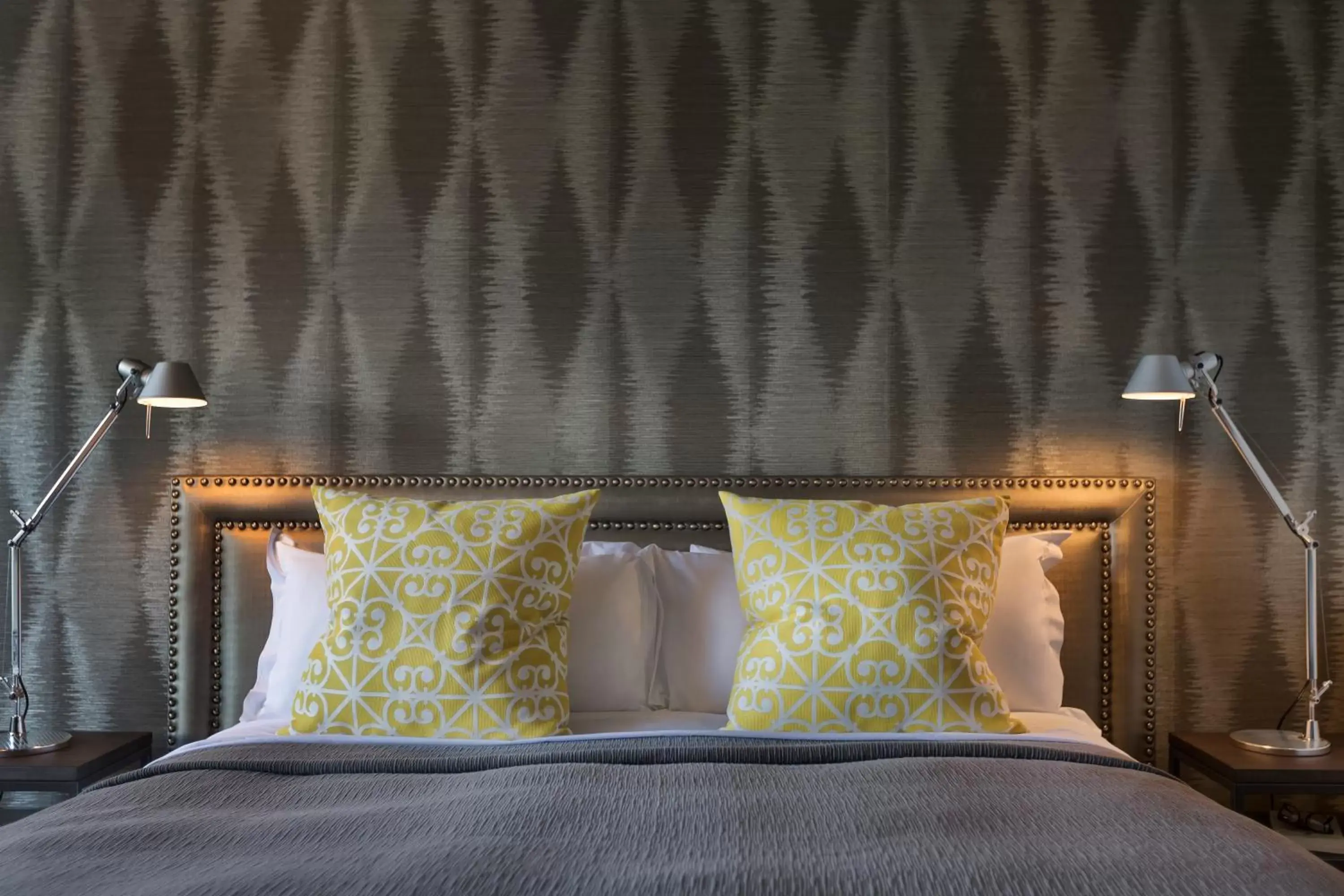 St Moritz King Room in Hotel St Moritz, Queenstown - MGallery Collection St Moritz King Room in Hotel St Moritz, Queenstown - MGallery Collection