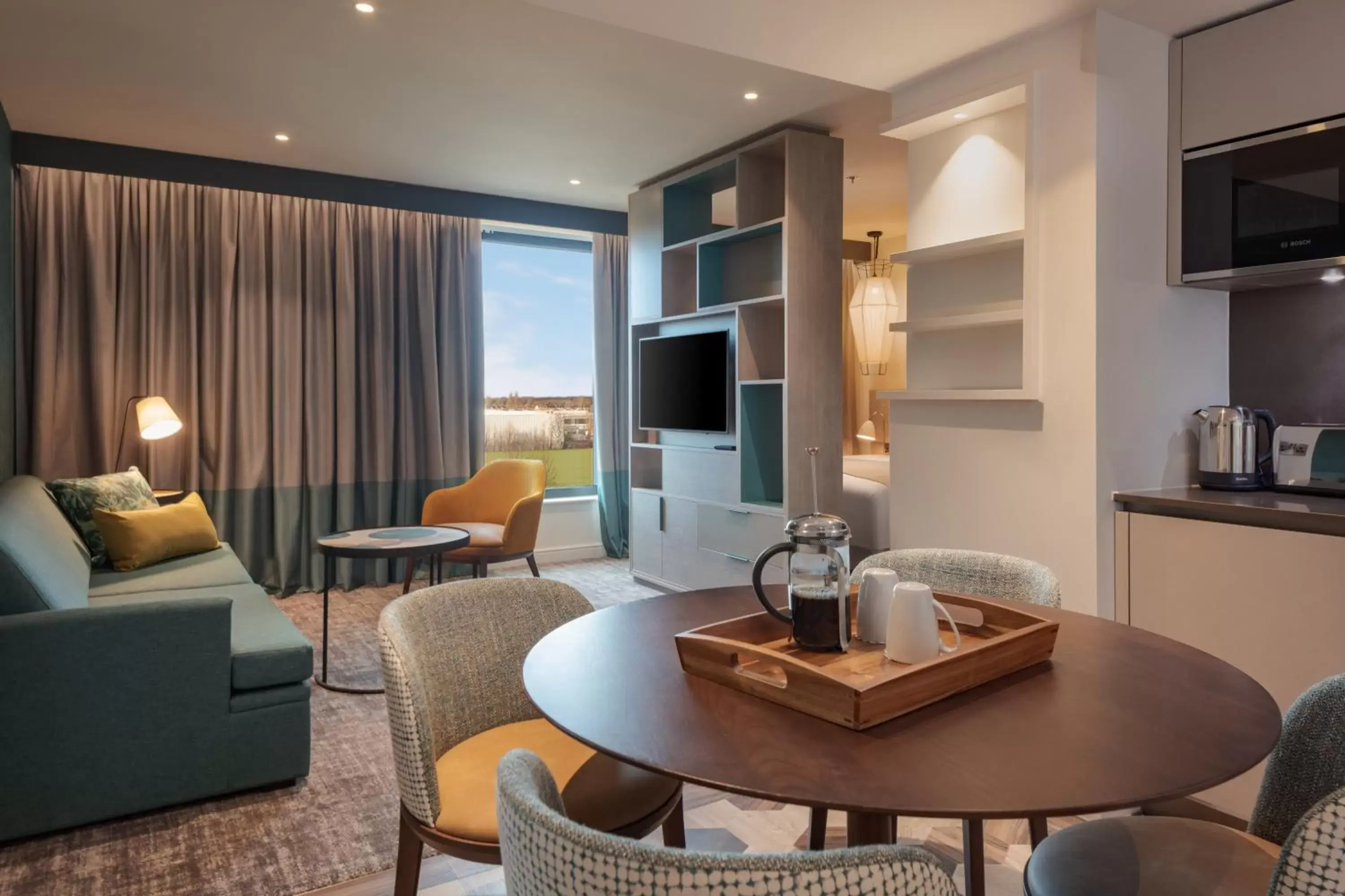 King Studio Suite with Sofa Bed - Disability Access in Staybridge Suites London Heathrow - Bath Road, an IHG Aparthotel King Studio Suite with Sofa Bed - Disability Access in Staybridge Suites London Heathrow - Bath Road, an IHG Aparthotel