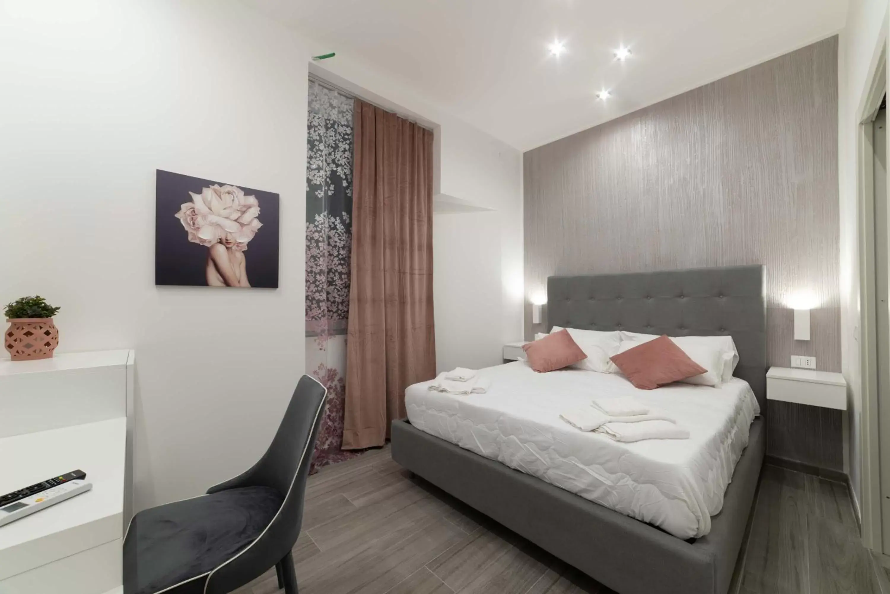 Superior Double Room in Blanc Rooms Superior Double Room in Blanc Rooms