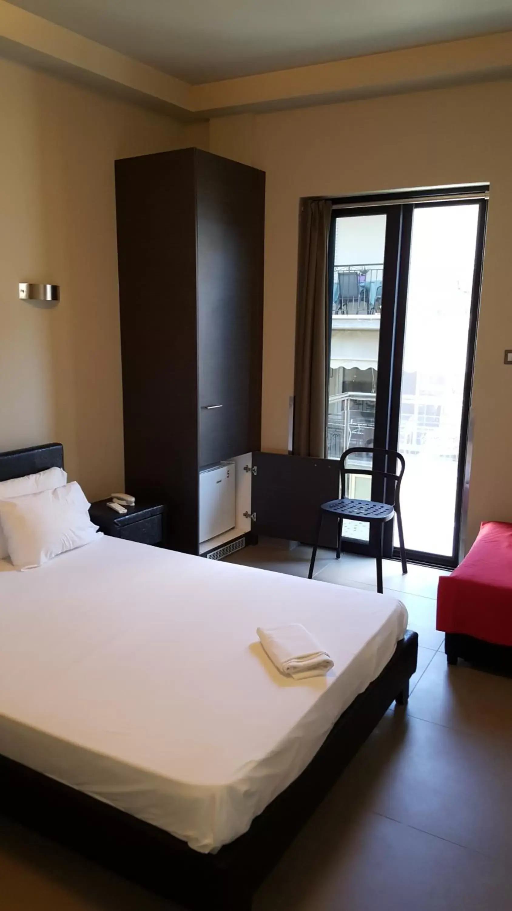 Triple Room in Argolis Hotel Triple Room in Argolis Hotel