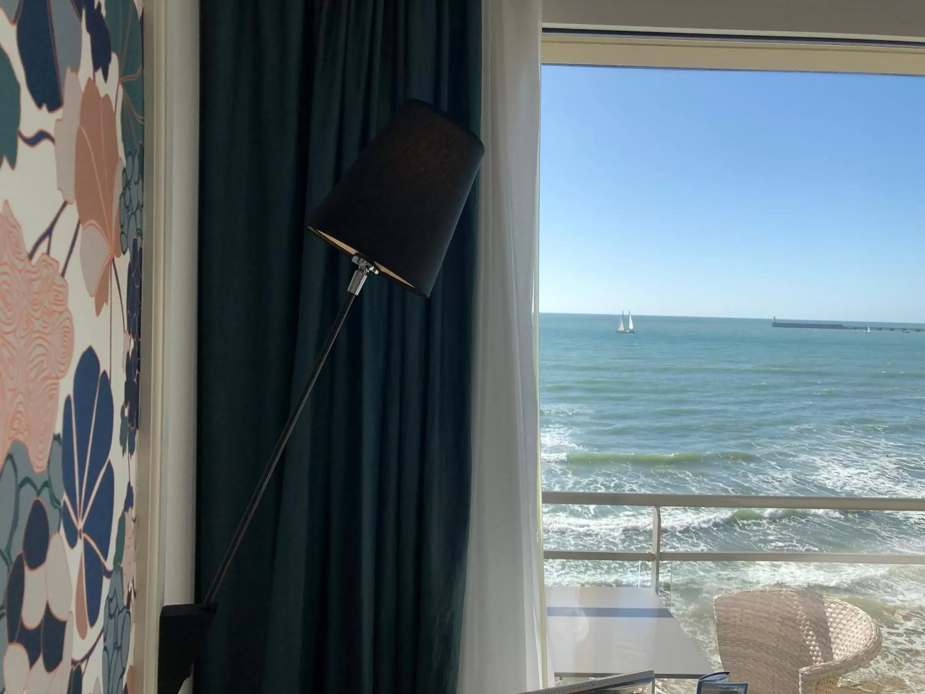 Superior Single Room with Sea View in Hotel & Spa Les Roches Noires Superior Single Room with Sea View in Hotel & Spa Les Roches Noires