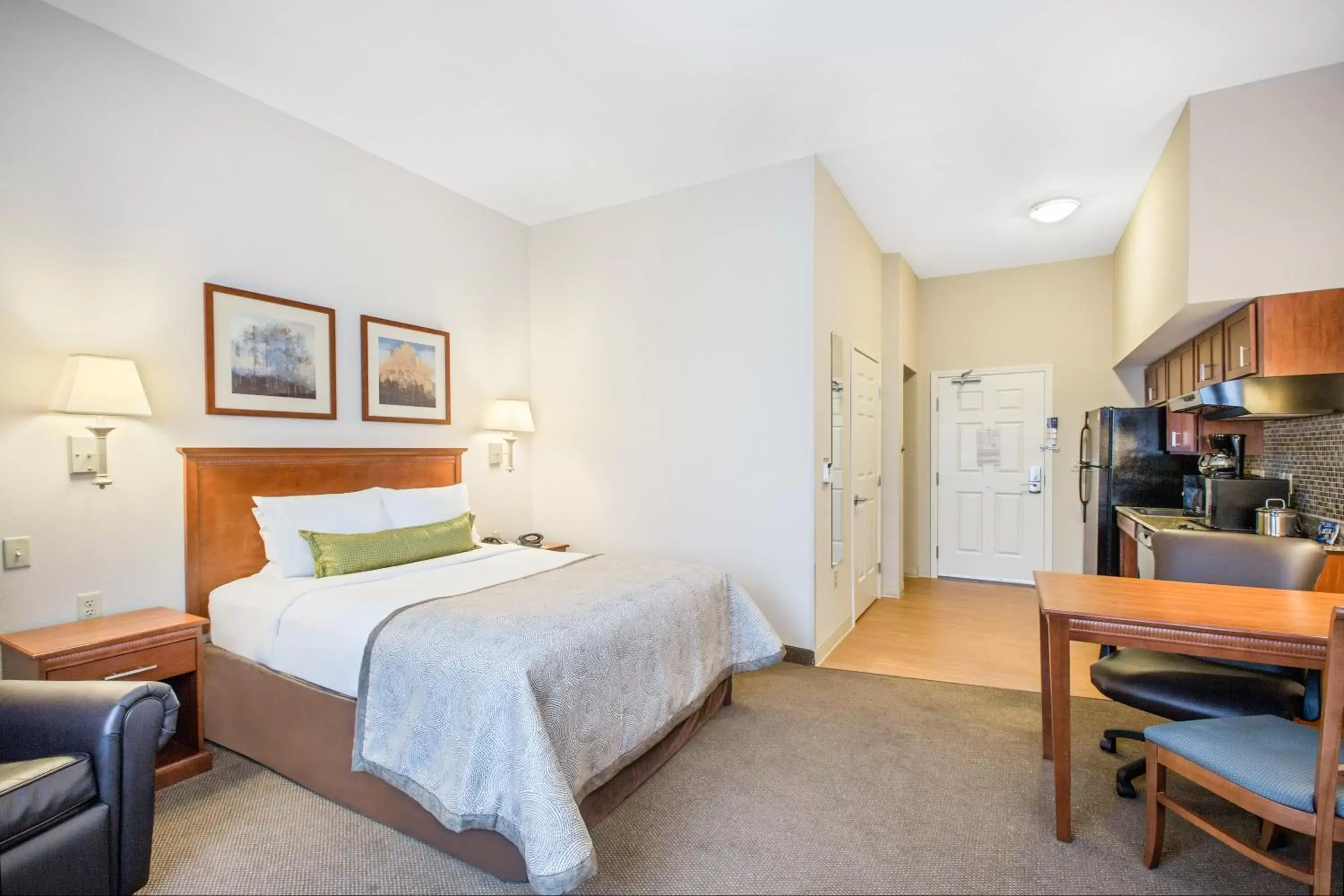 Queen Studio Suite- with Roll in Shower - Disability Accessible/Non-Smoking in Candlewood Suites Pittsburgh-Cranberry by IHG Queen Studio Suite- with Roll in Shower - Disability Accessible/Non-Smoking in Candlewood Suites Pittsburgh-Cranberry by IHG