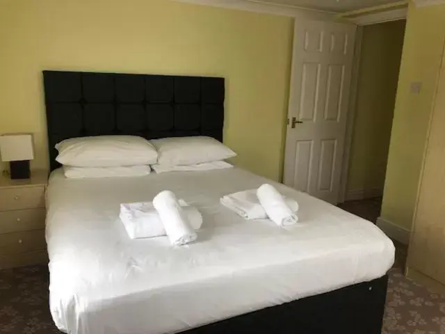 Three-Bedroom Apartment in Penny Farthing Hotel & Cottages Three-Bedroom Apartment in Penny Farthing Hotel & Cottages