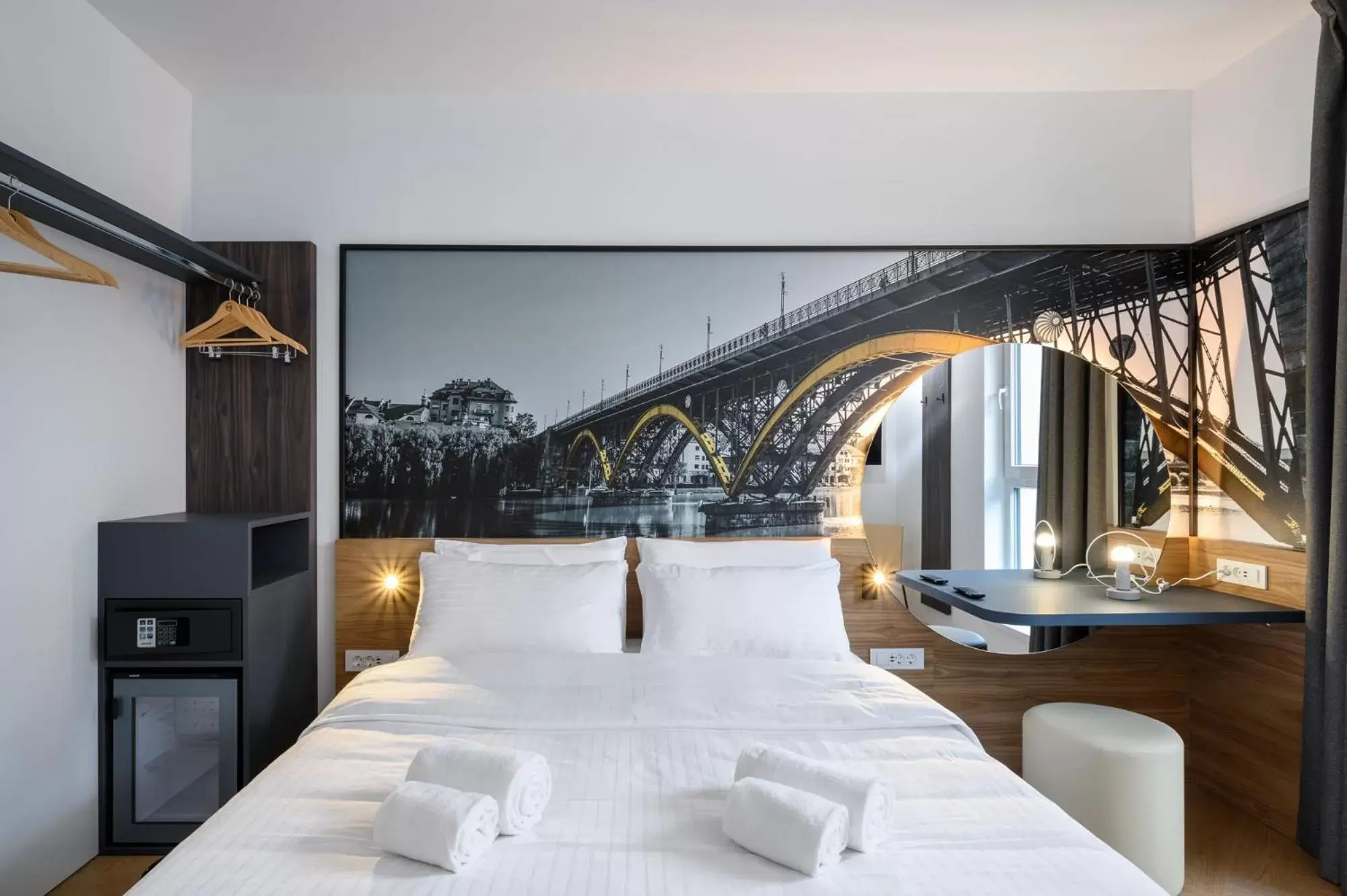 Superior Double Room in B&B Hotel Maribor Superior Double Room in B&B Hotel Maribor