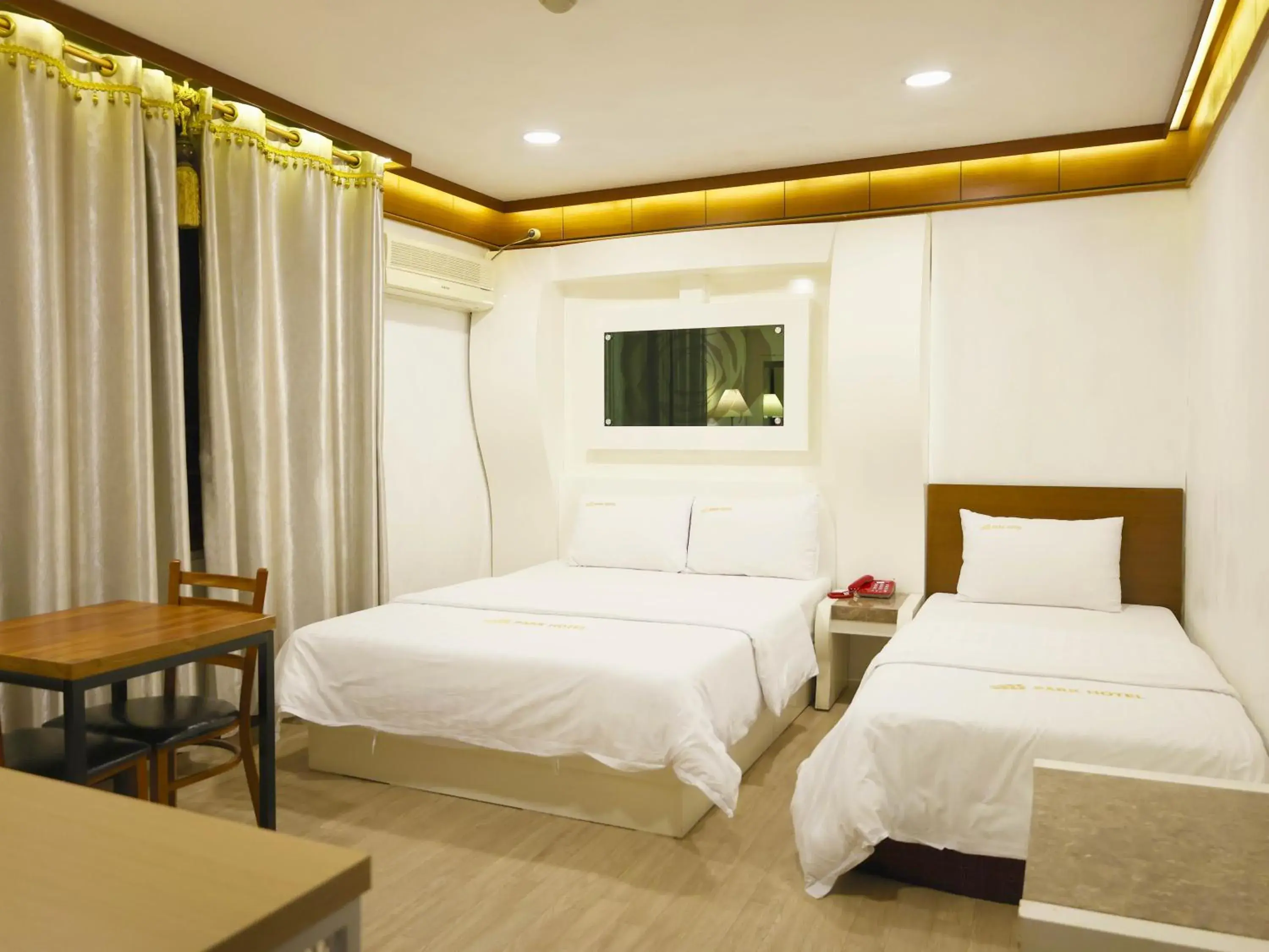 Superior Twin Room in Goodstay Andong Park Hotel Superior Twin Room in Goodstay Andong Park Hotel