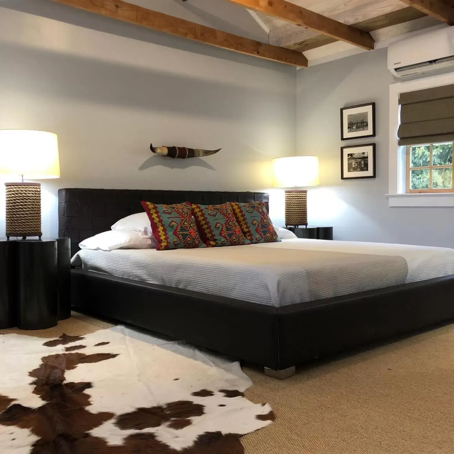 Deluxe King Room in The Quarters at Pier450 Deluxe King Room in The Quarters at Pier450