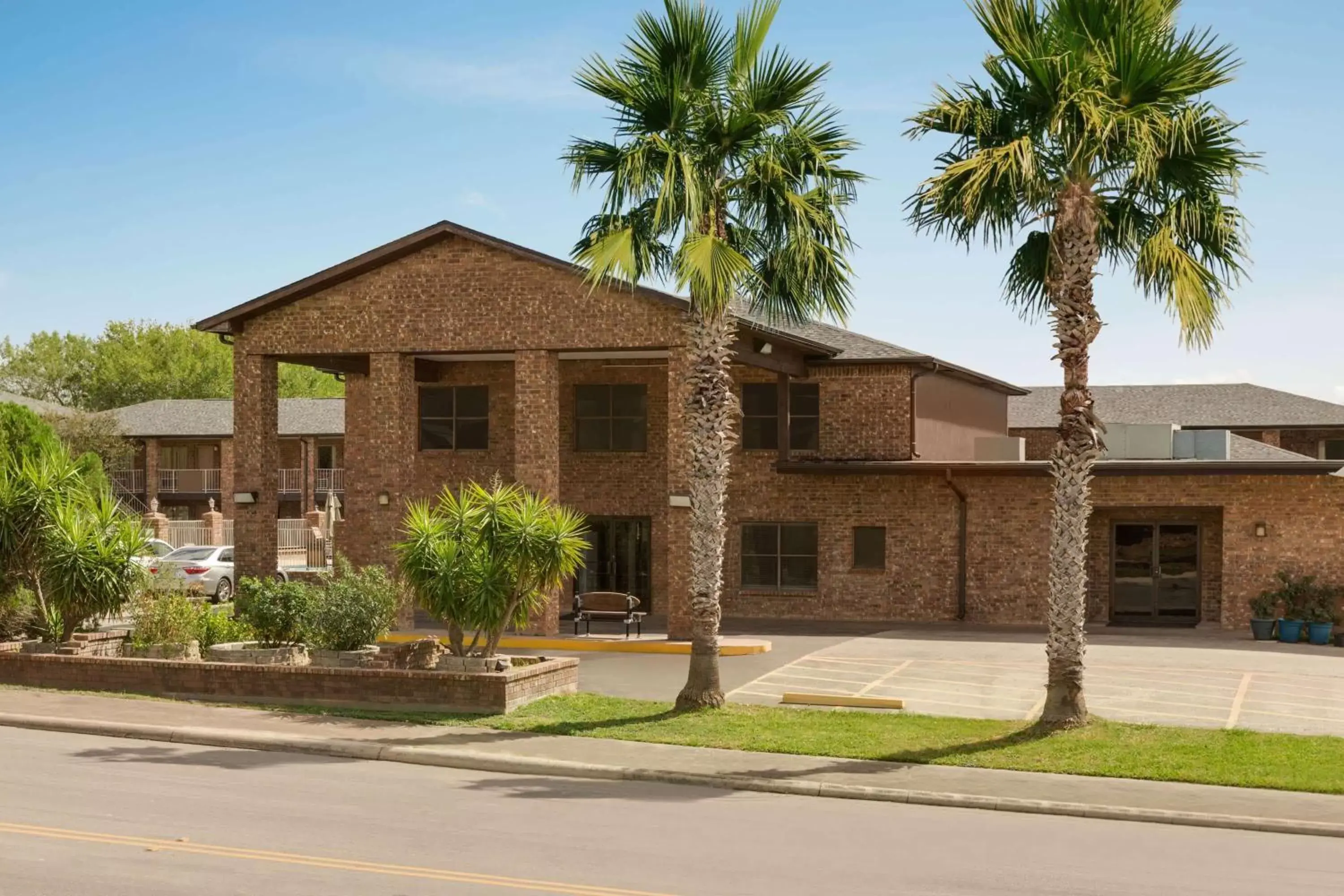 Super 8 by Wyndham Universal City Super 8 by Wyndham Universal City