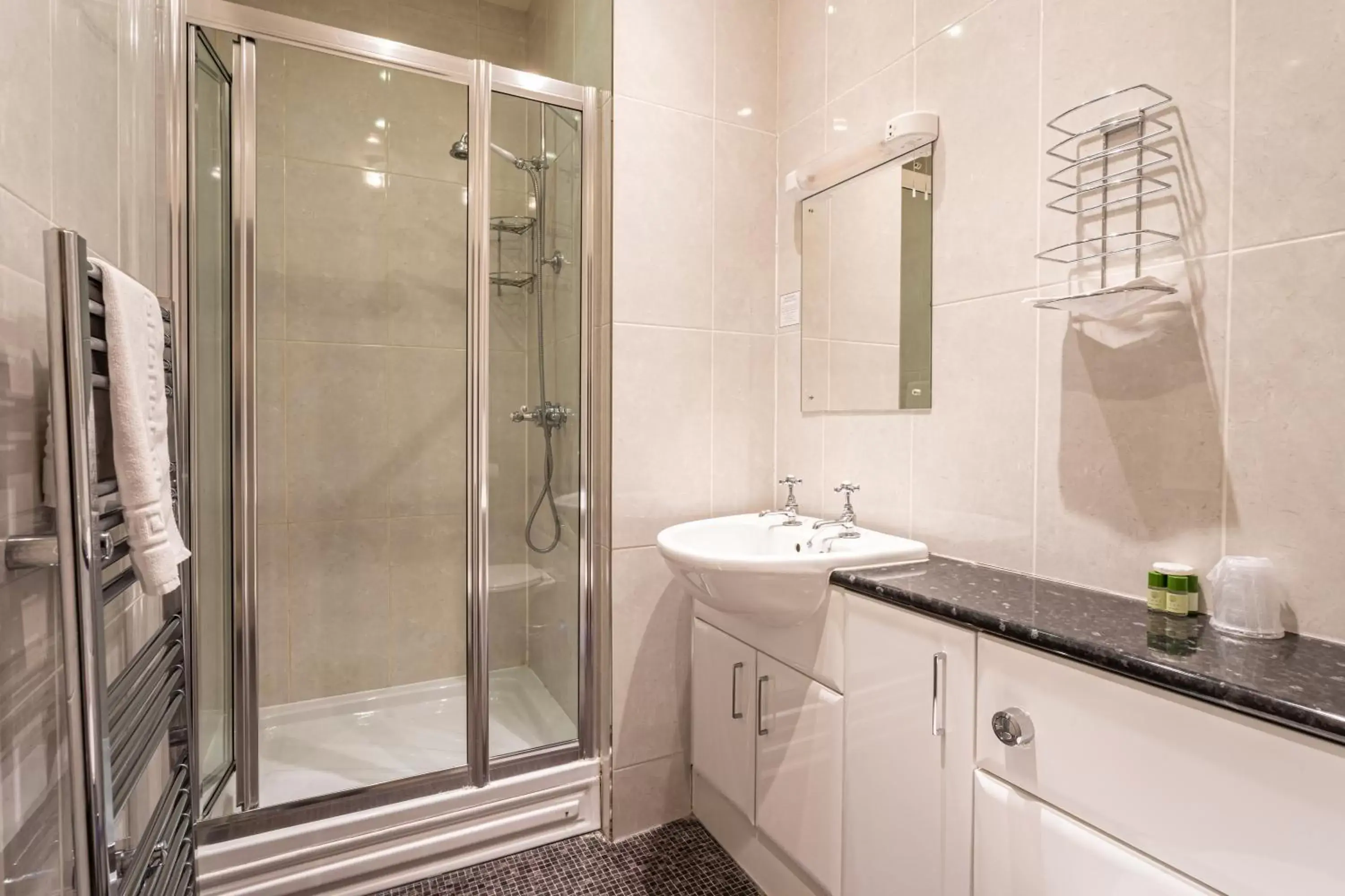 King Room with Sea View in Manor House Hotel Holy Island King Room with Sea View in Manor House Hotel Holy Island