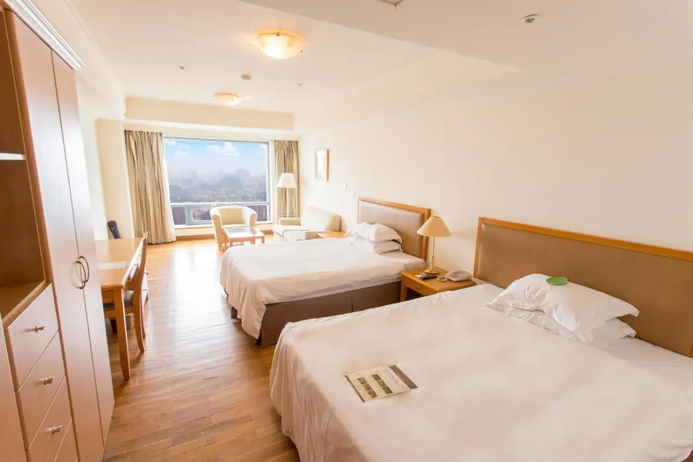 Executive Family Room in Park Lane Inn Executive Family Room in Park Lane Inn