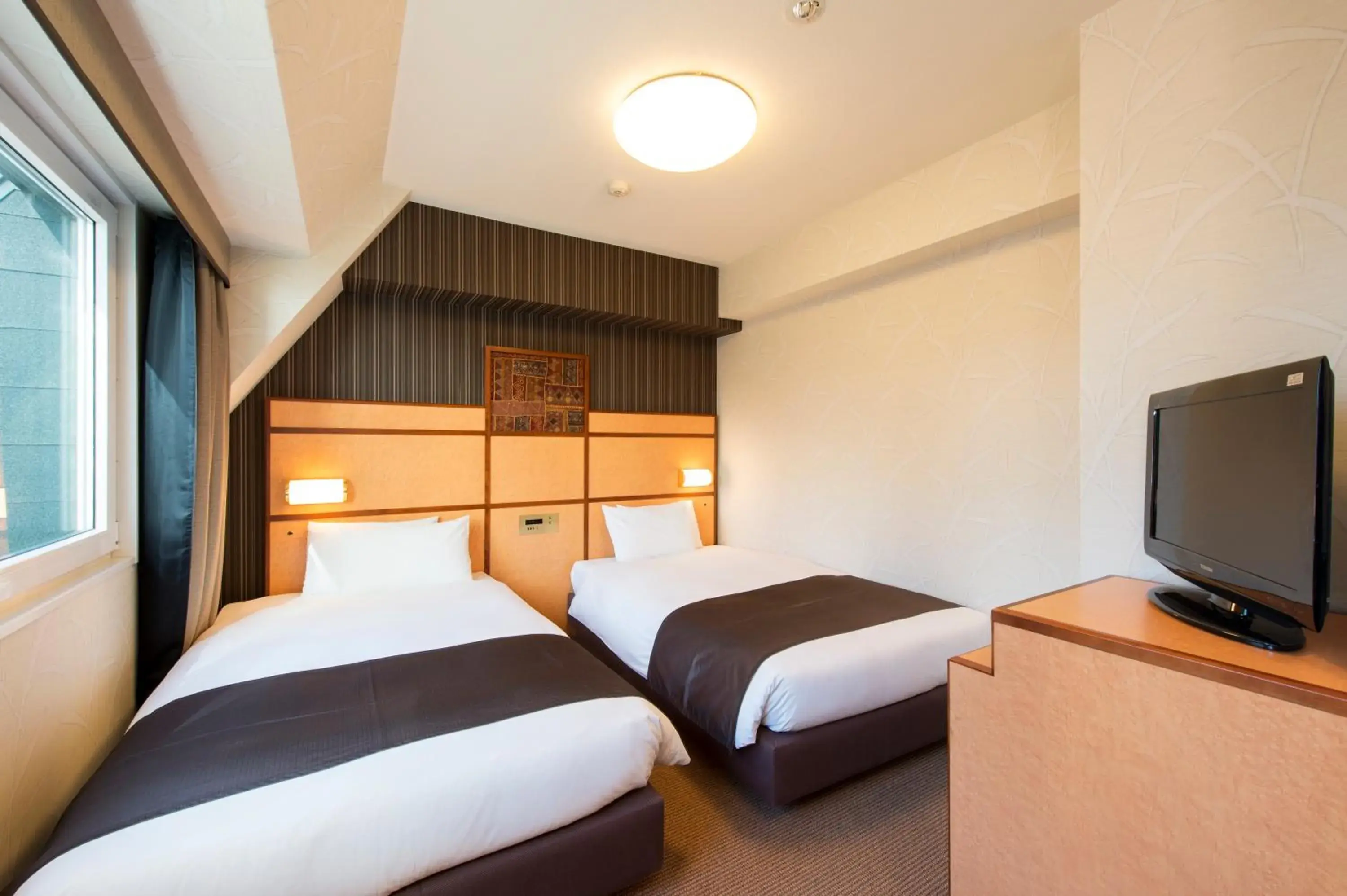 Superior Twin Room - single occupancy - Non-Smoking in Hotel Villa Fontaine Tokyo-Hamamatsucho Superior Twin Room - single occupancy - Non-Smoking in Hotel Villa Fontaine Tokyo-Hamamatsucho