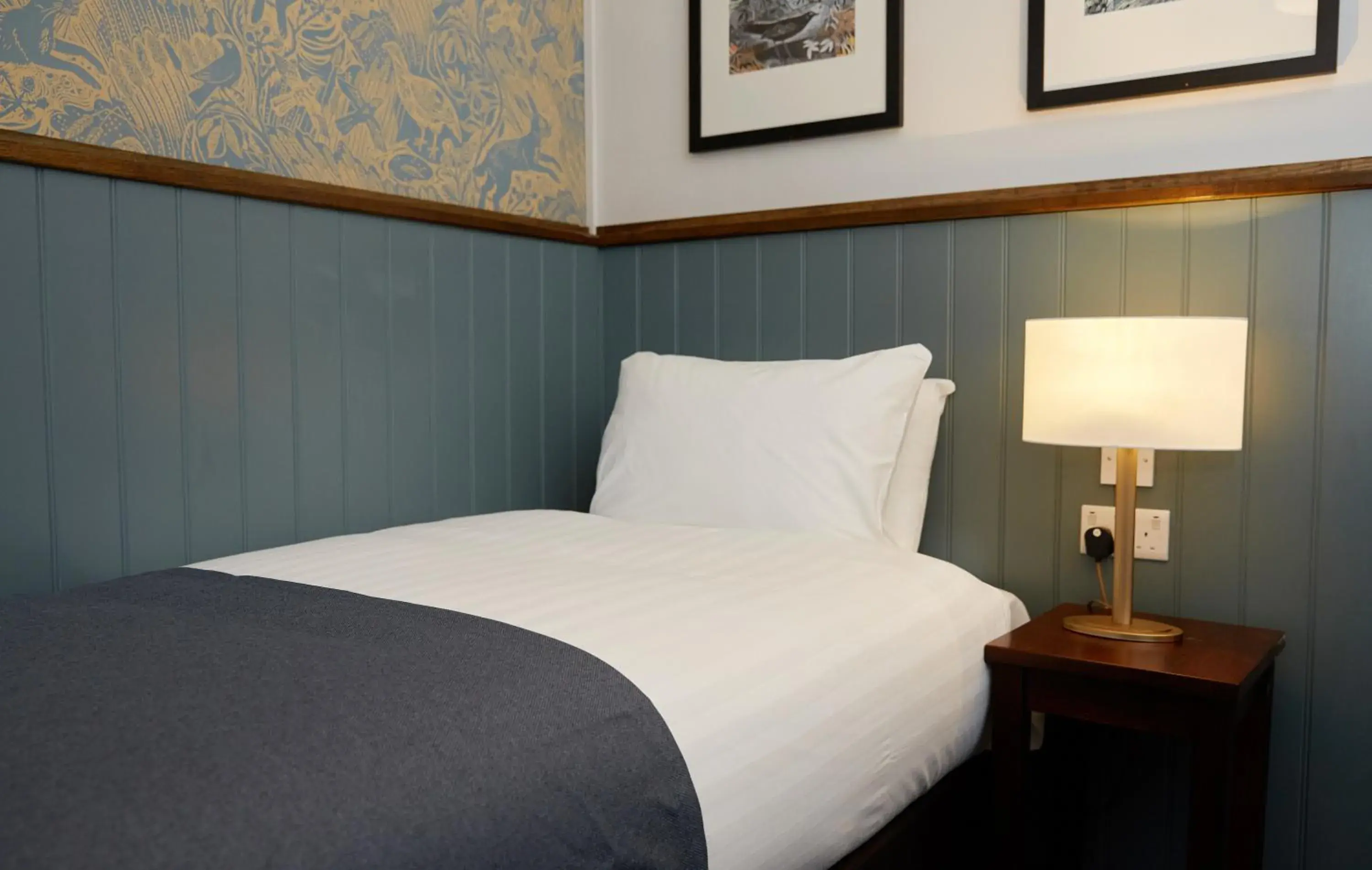 Single Room in Kings Head by Chef & Brewer Collection Single Room in Kings Head by Chef & Brewer Collection