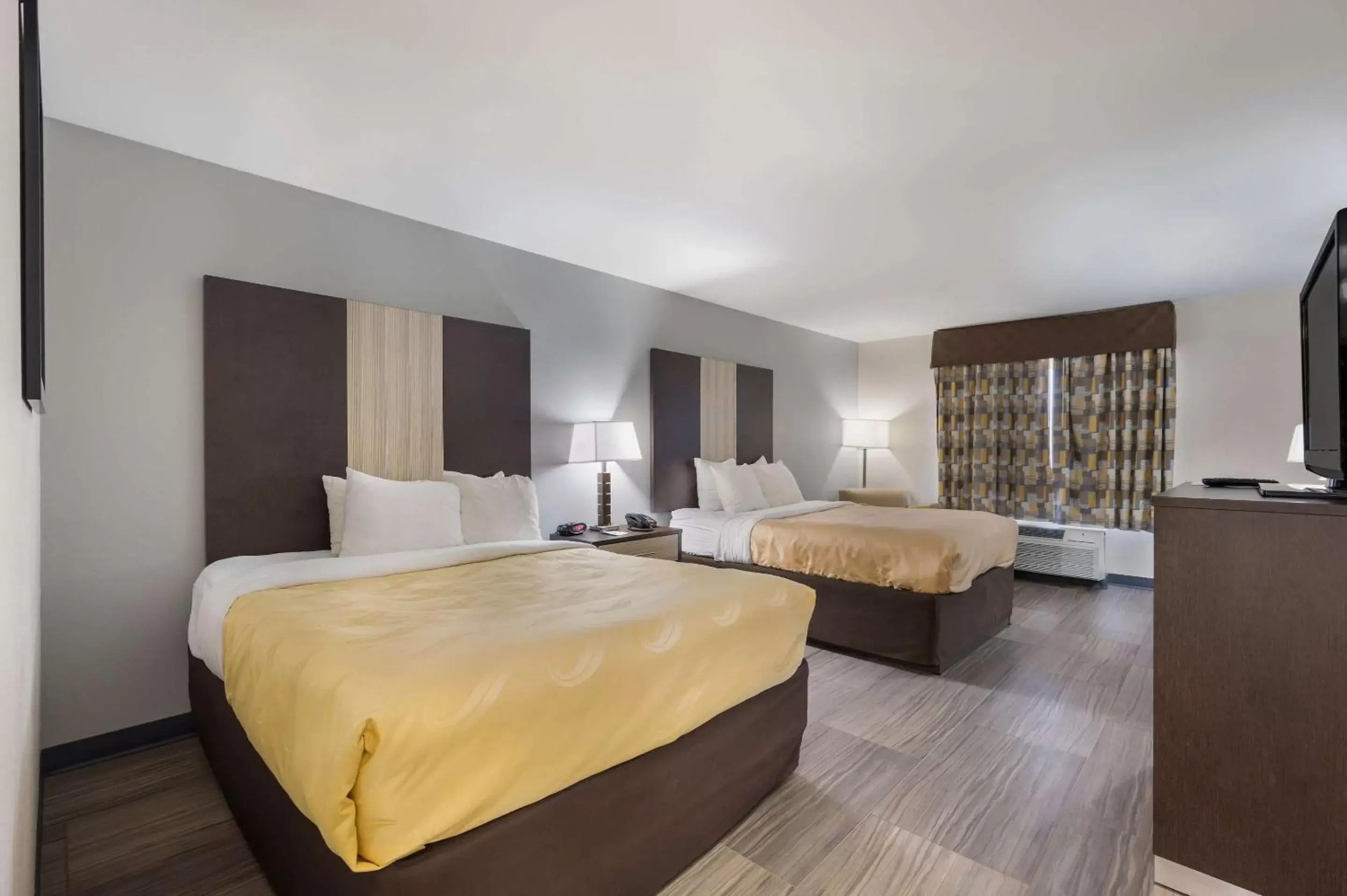 Queen Room with Two Queen Beds - Non-Smoking in Quality Inn & Suites Huntsville Research Park Area Queen Room with Two Queen Beds - Non-Smoking in Quality Inn & Suites Huntsville Research Park Area