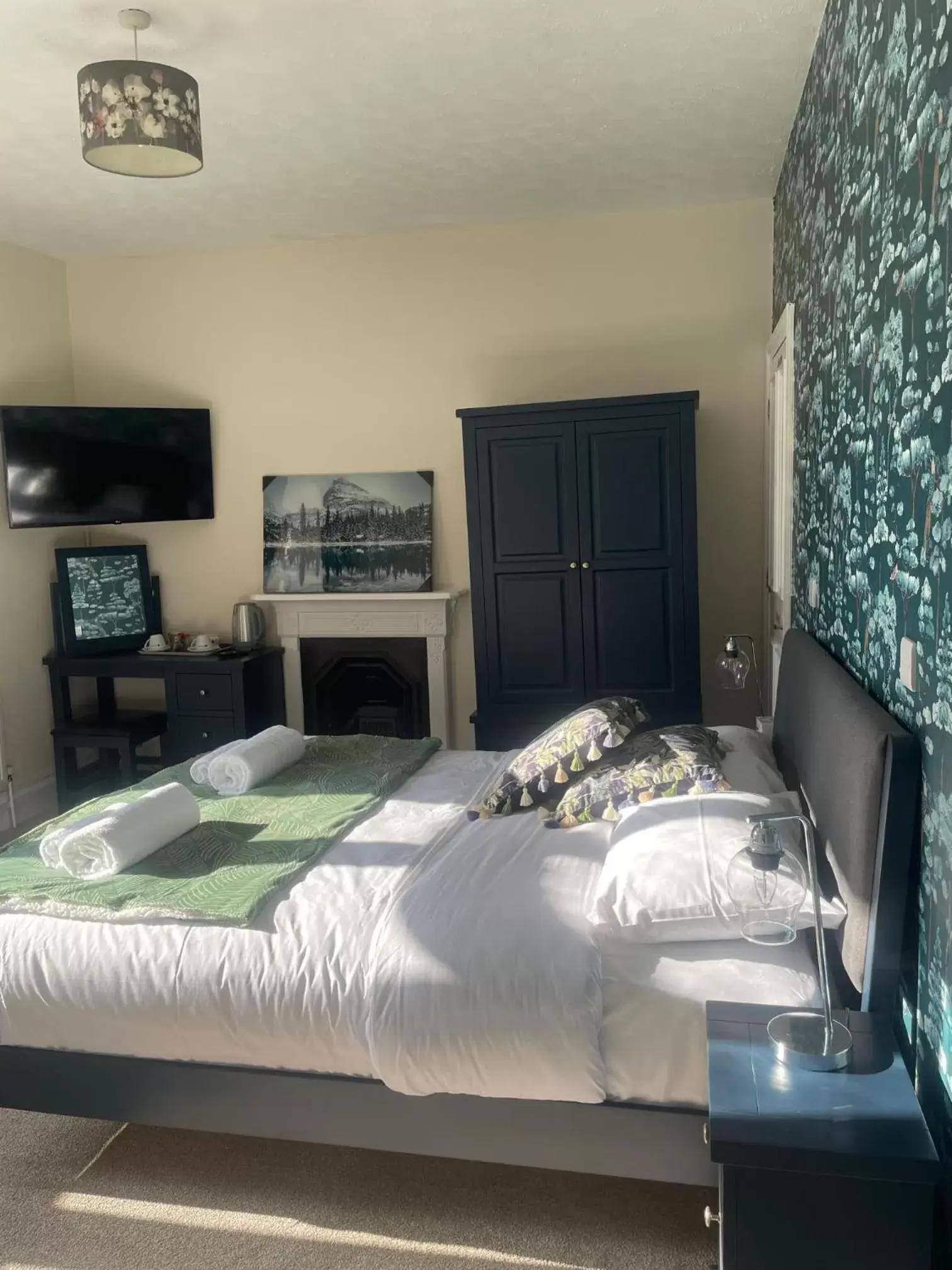 King Room in The Coldstreamer Inn King Room in The Coldstreamer Inn