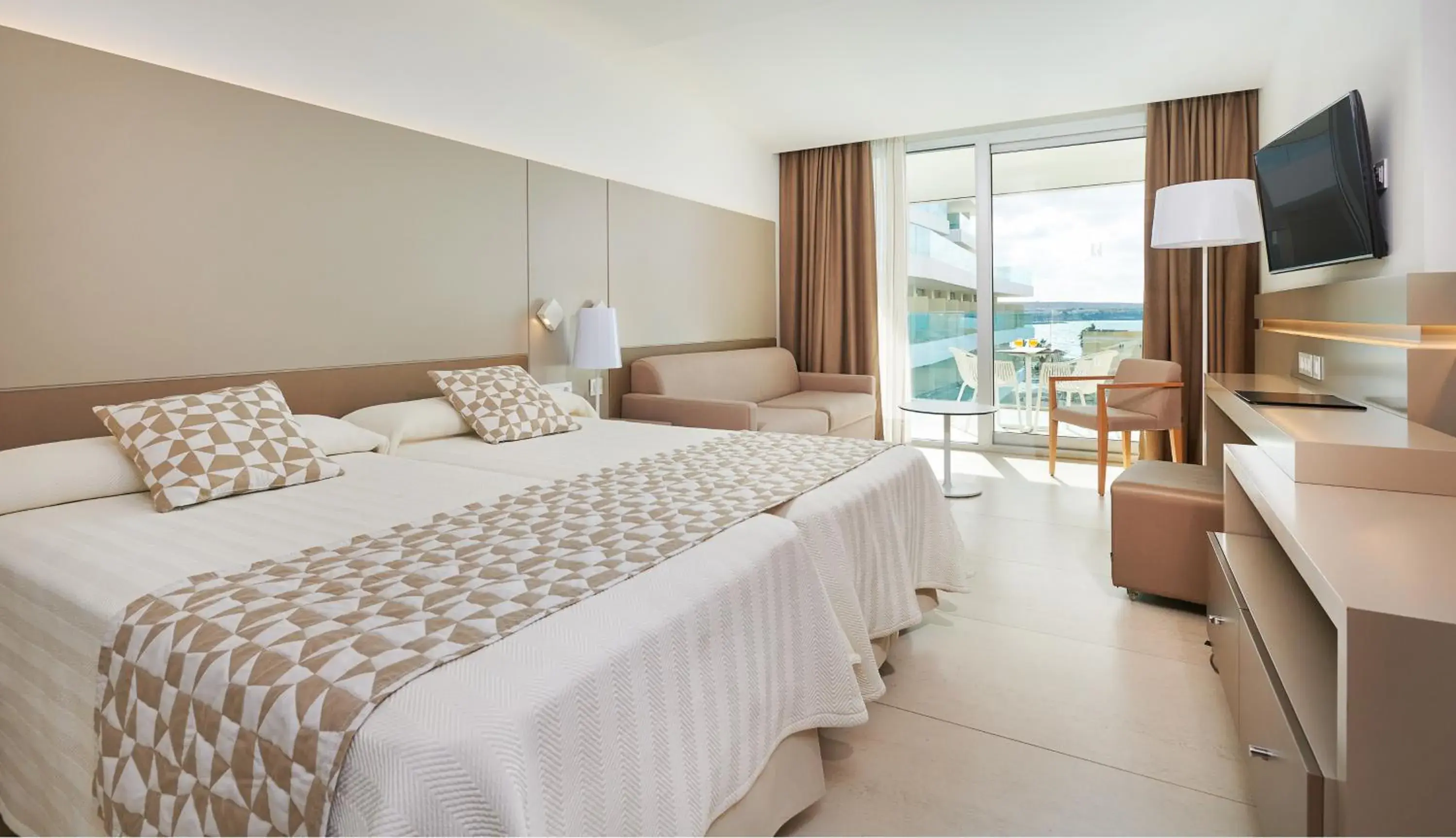 Double Room with Sea View in Hipotels Gran Playa de Palma Double Room with Sea View in Hipotels Gran Playa de Palma