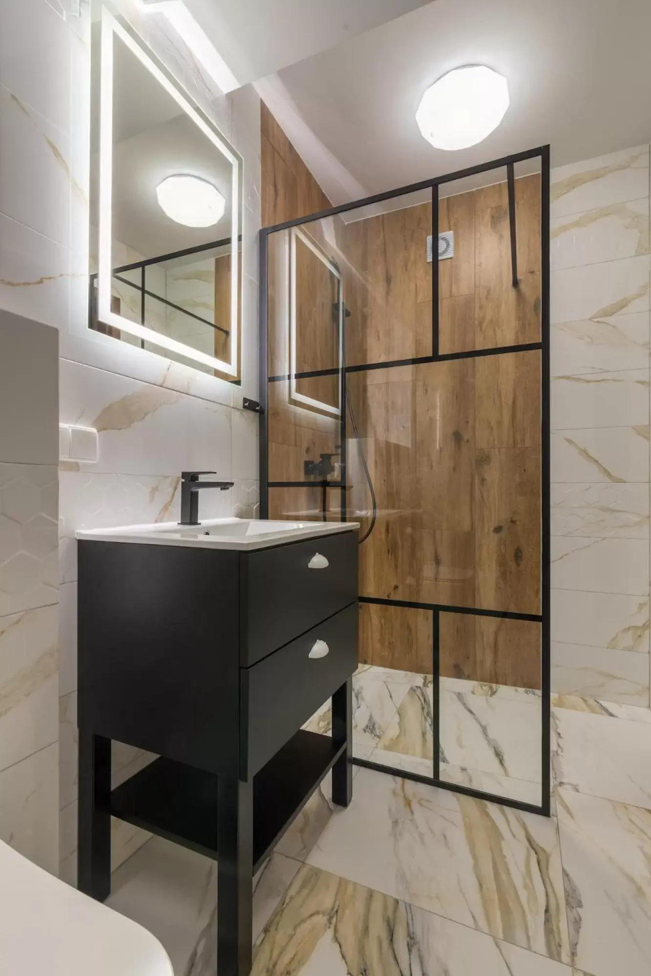 Single Room with Private Bathroom in Hotel Perła Dunajca Single Room with Private Bathroom in Hotel Perła Dunajca