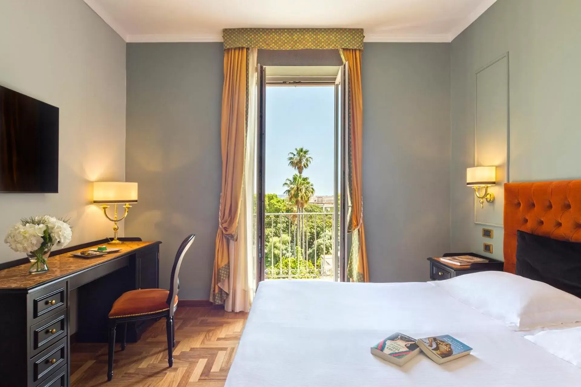 Superior Double or Twin Room in Grand Hotel Villa Politi Superior Double or Twin Room in Grand Hotel Villa Politi